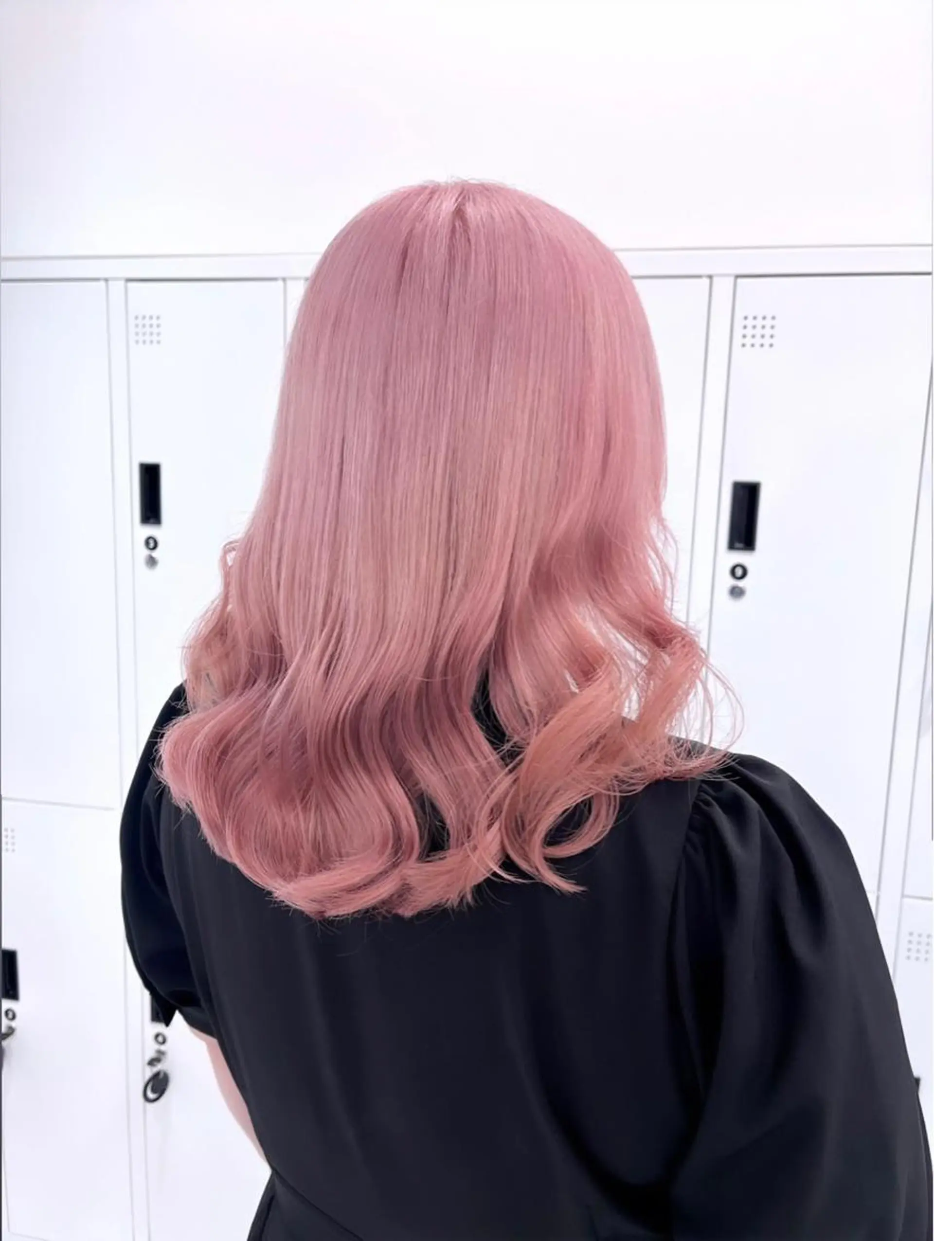 ミディアム カラー パーマ ヘアアレンジ メンズ キッズ ネイル マツエク・マツパ アイブロウ ヘアカラー トリートメント ハイトーン/ピンク 💗モモ໒꒱のヘアスタイル