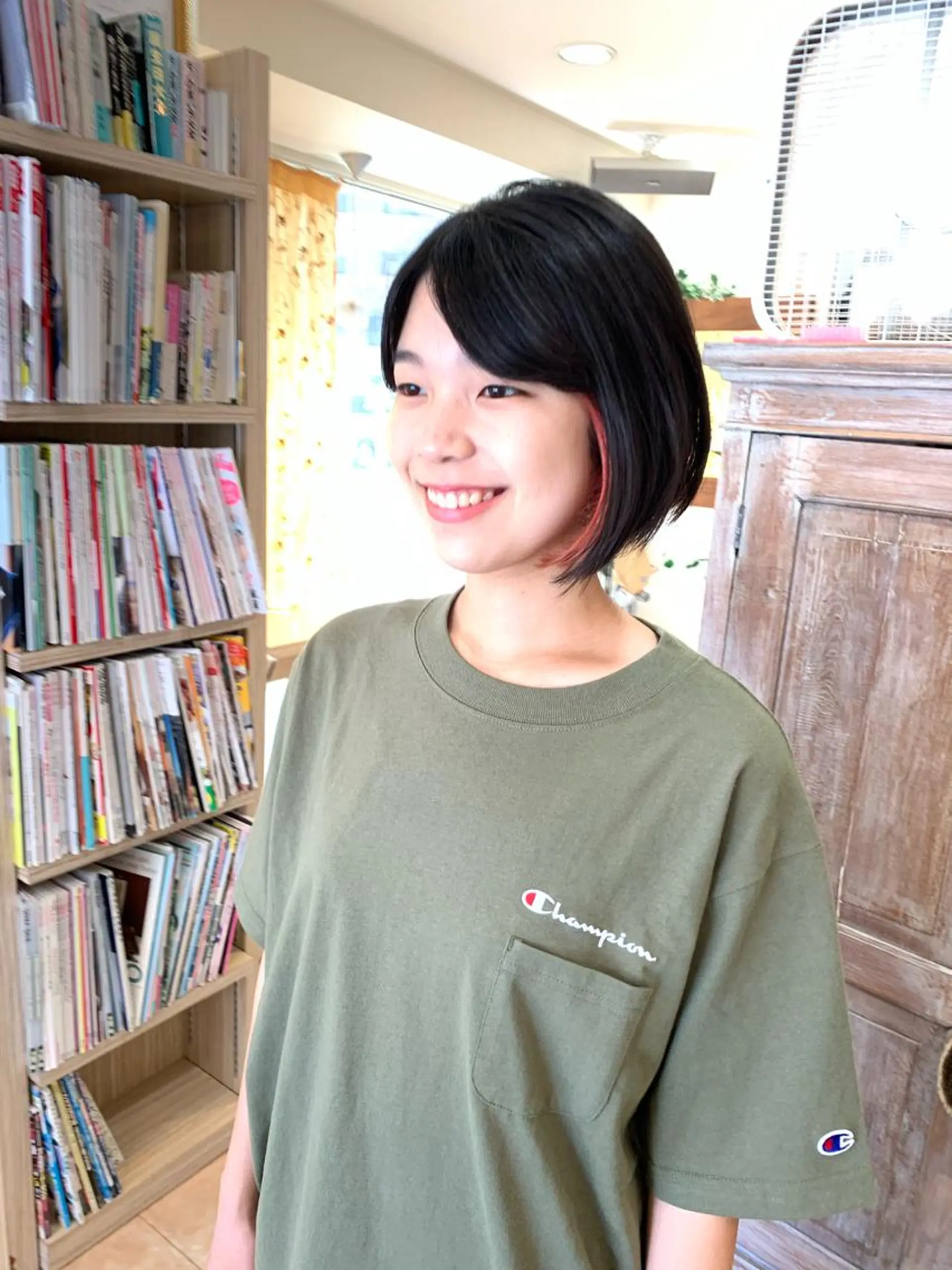 ミディアム カラー nishimura makotoのヘアスタイル