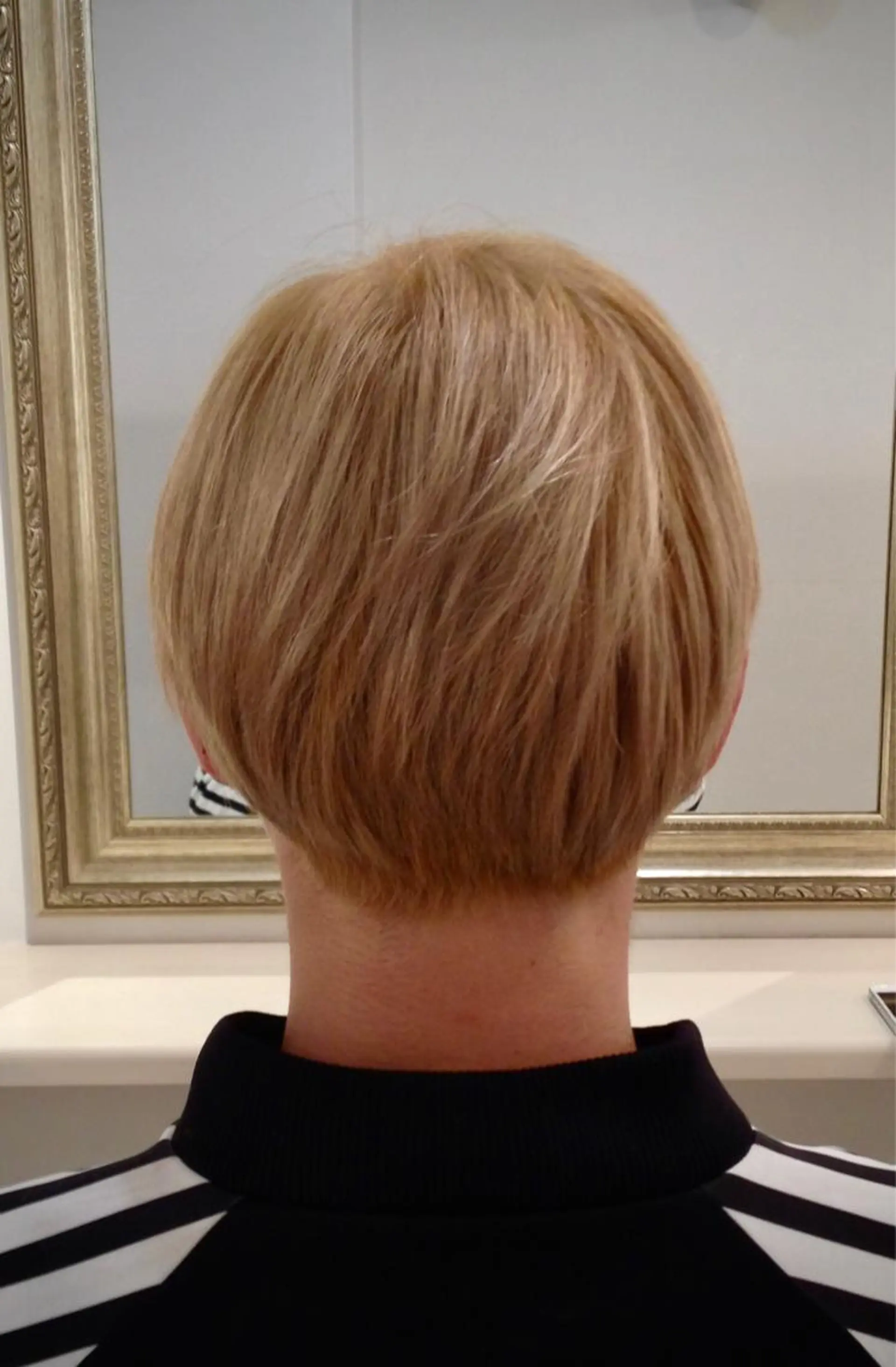 ショート メンズ メンズブリーチ 【髪質改善】Cyan 中村ちゅんみのヘアスタイル