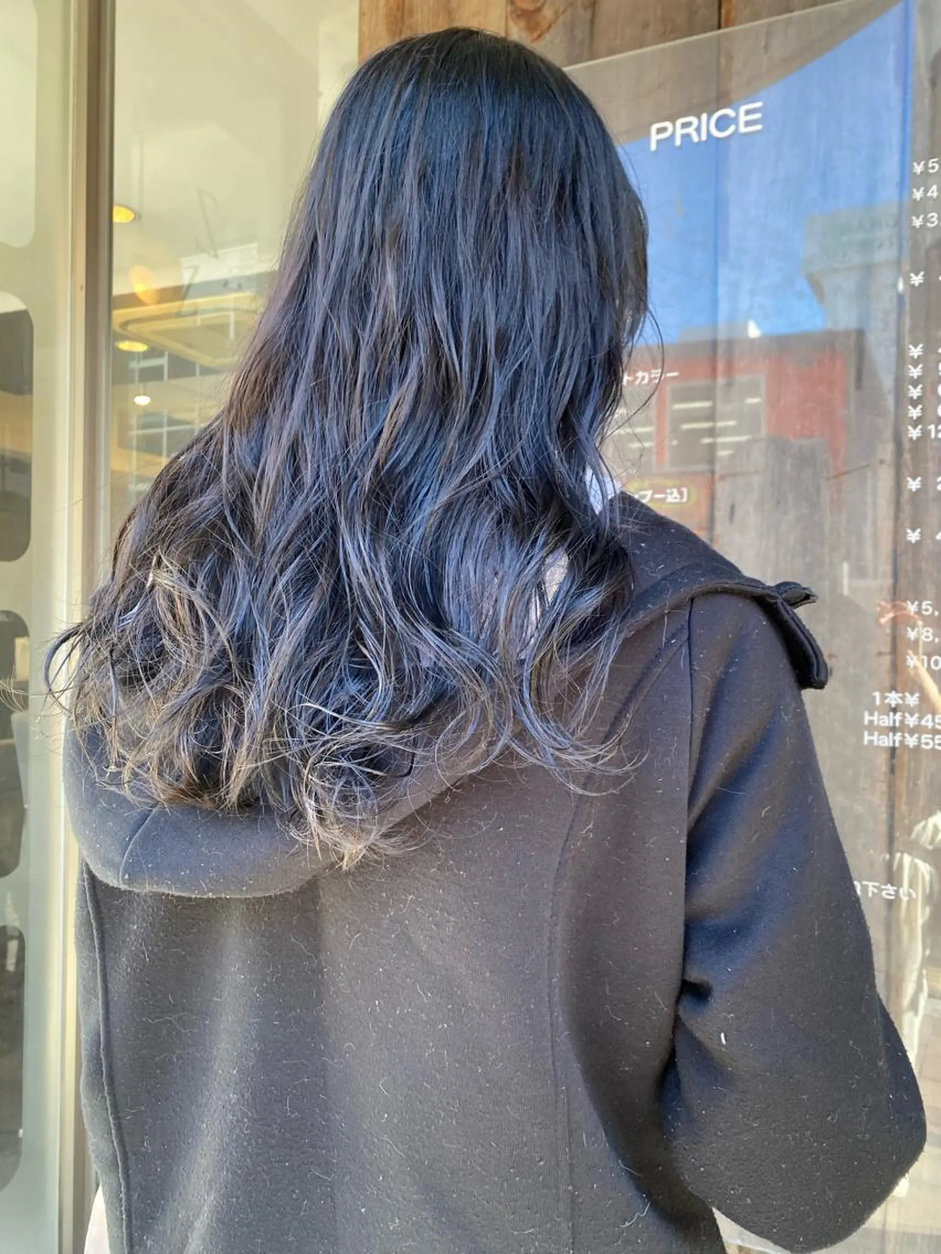 ロング サカグチユキナ 【tocca】のヘアスタイル