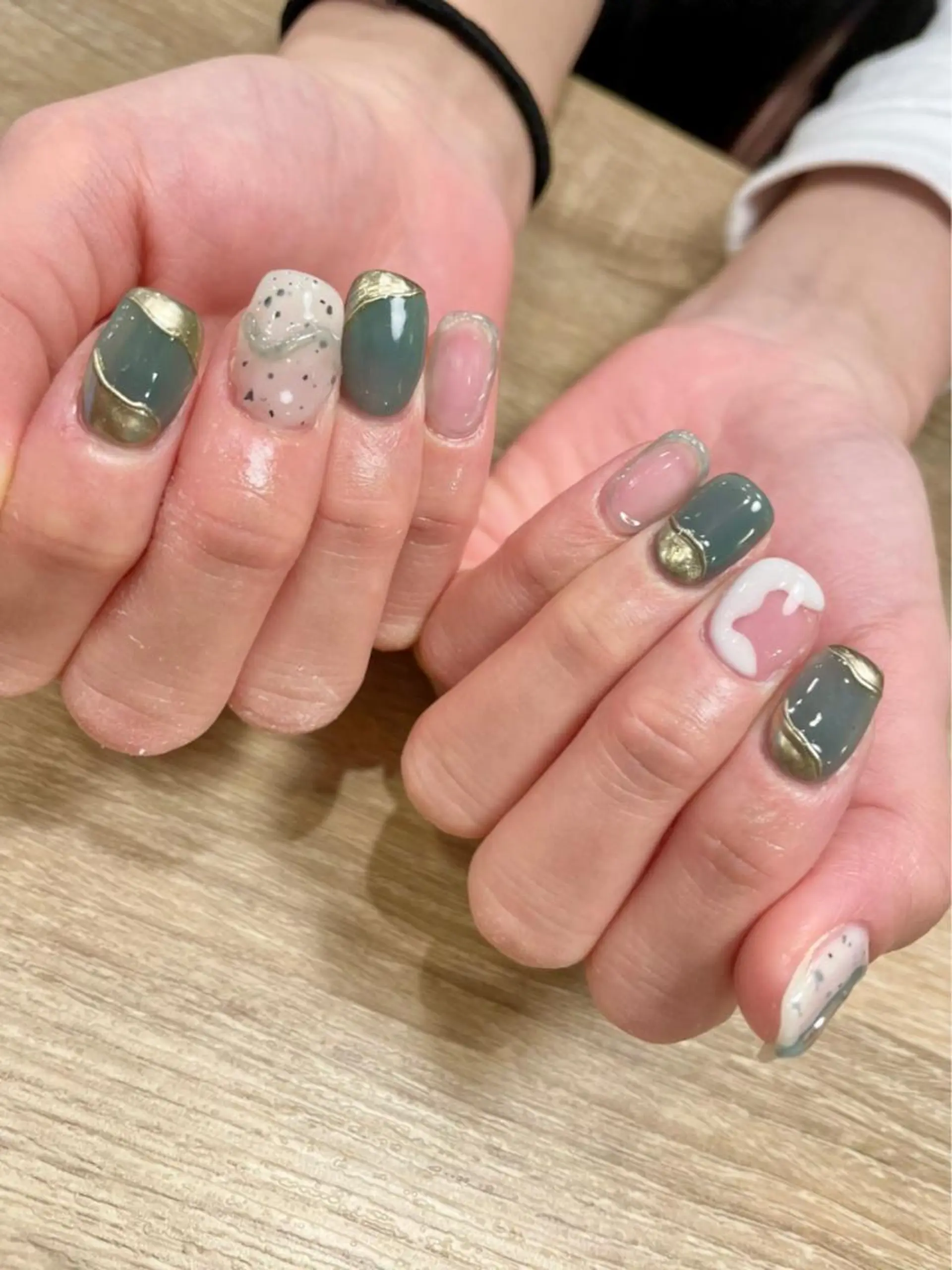 ネイル ハンドネイル eim Ayakaのネイルデザイン