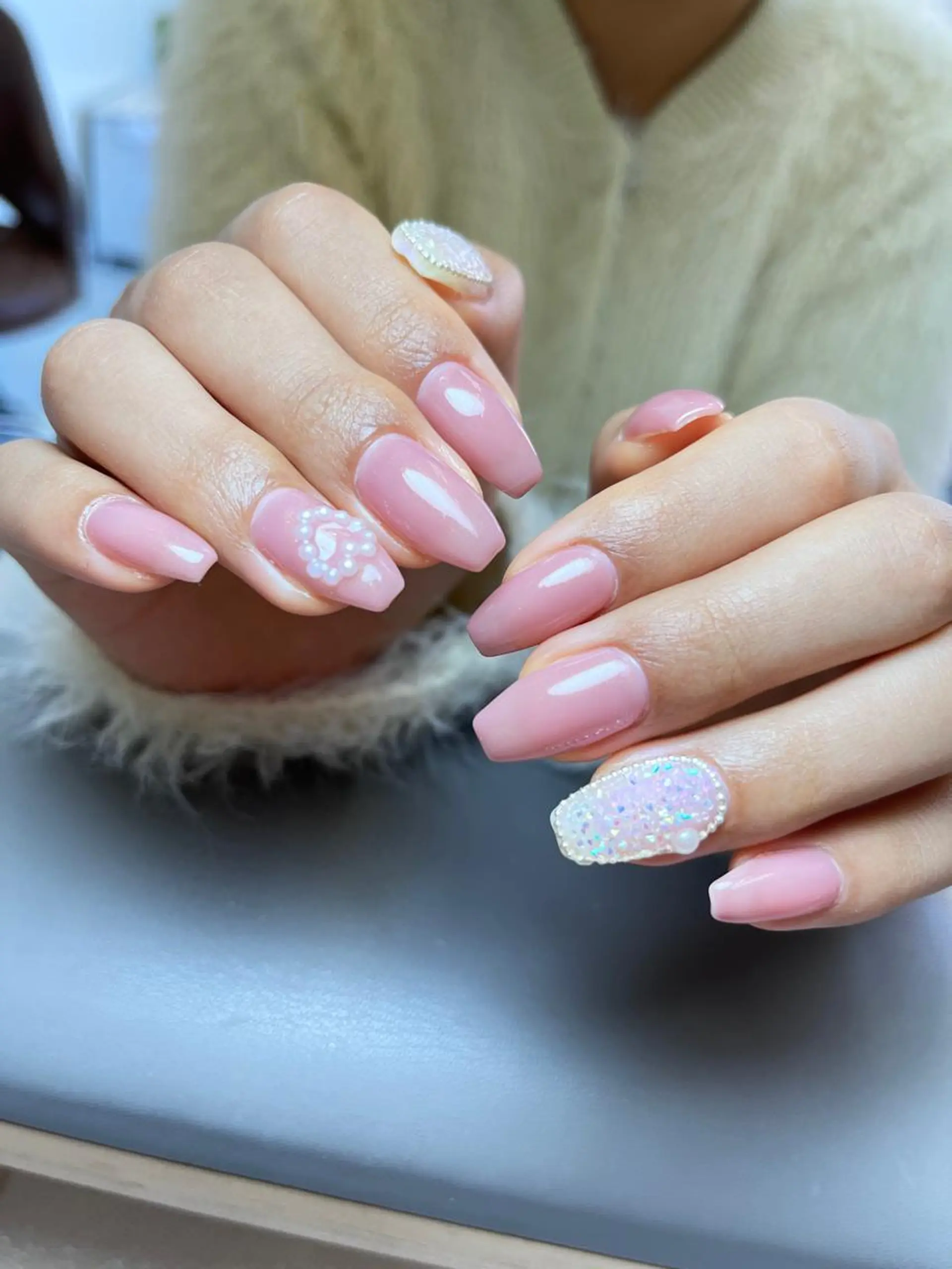 ネイル Flowerネイルサロン所属・. yukiのネイルデザイン