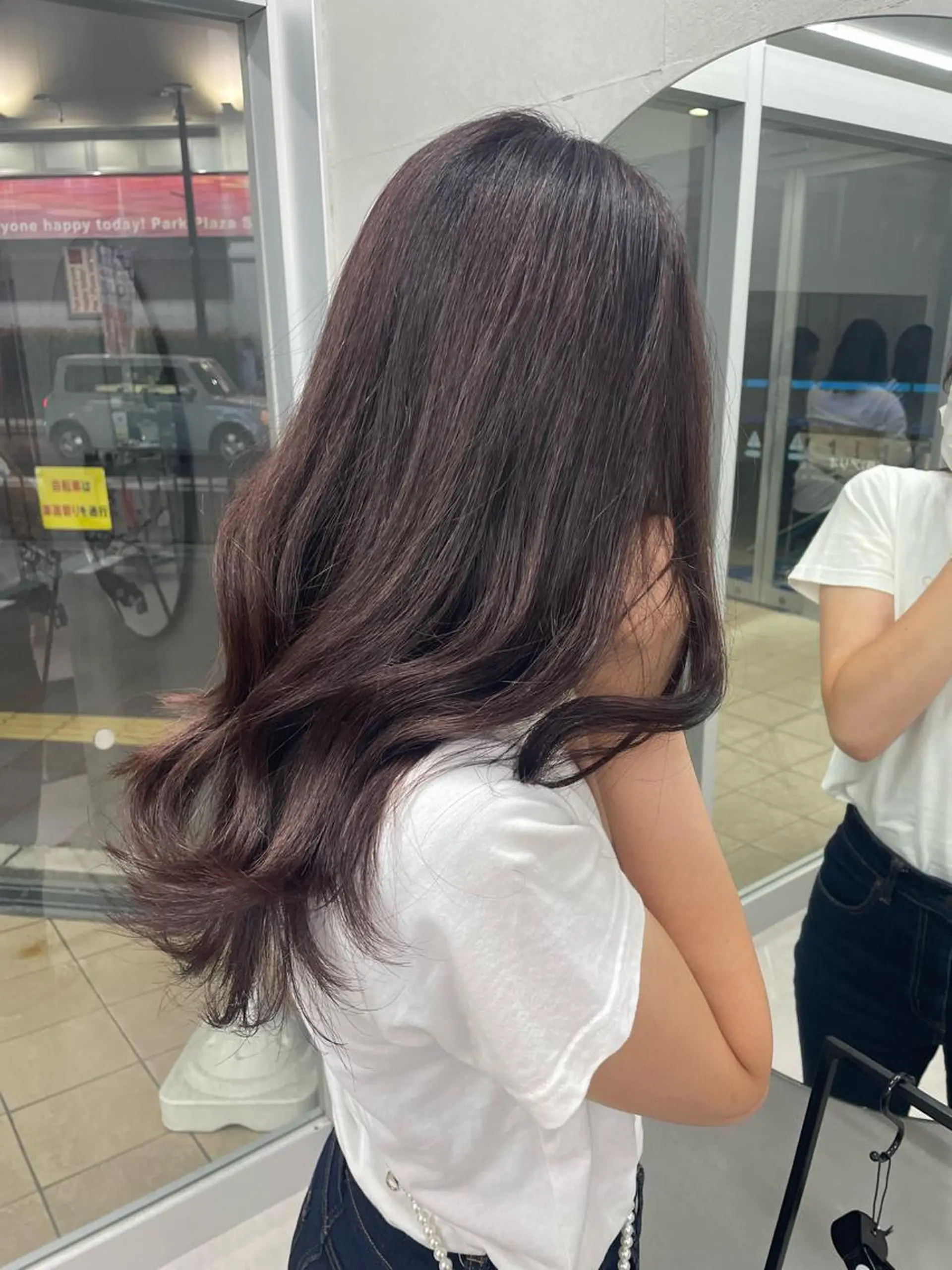 ロング カラー IO イオリのヘアスタイル