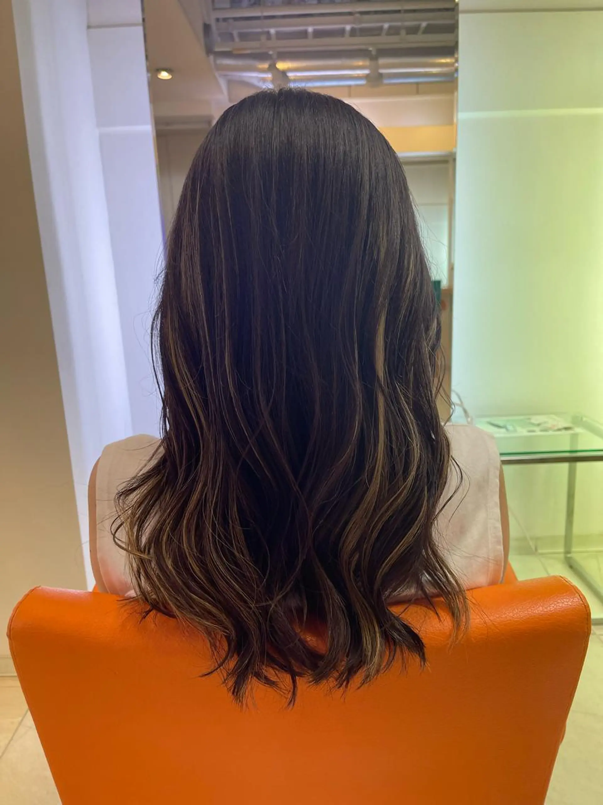 ロング カラー ヘアアレンジ ラシェンテ居留地所属・鶴﨑 美優亜のヘアスタイル