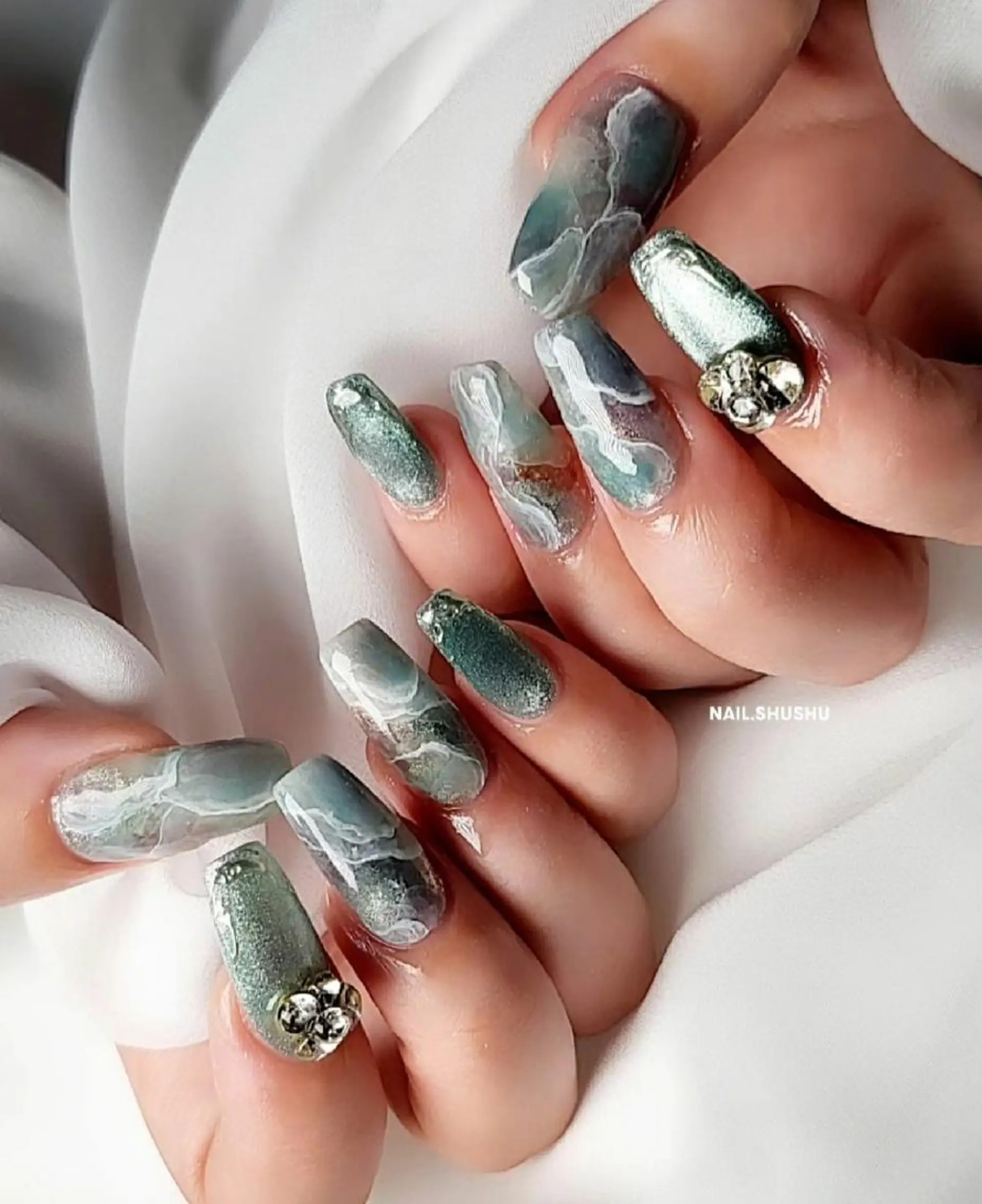 ネイル 持ち込み ニュアンスネイル ワンカラーネイル シンプルネイル 夏ネイル 3dパーツ/流行り 👧shushu❤️のネイルデザイン