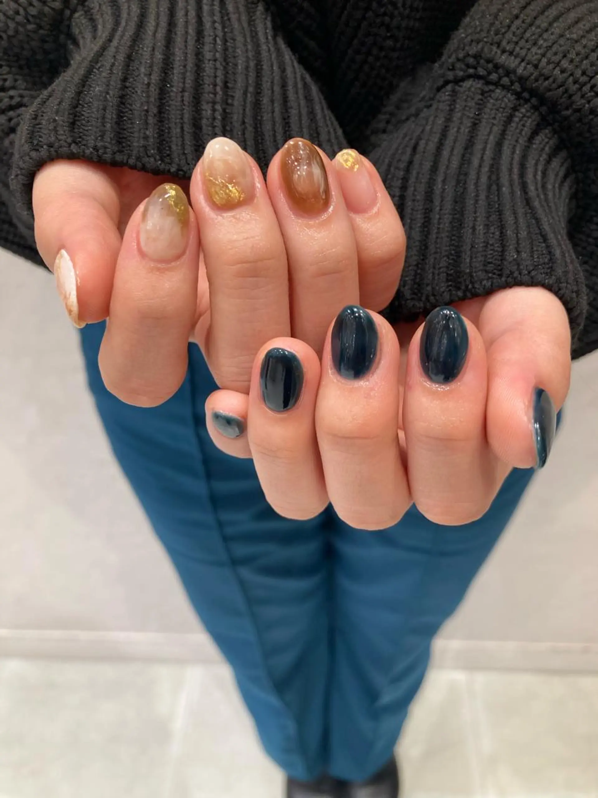 ネイル ニュアンスネイル mano+所属・砂田 はるかのネイルデザイン