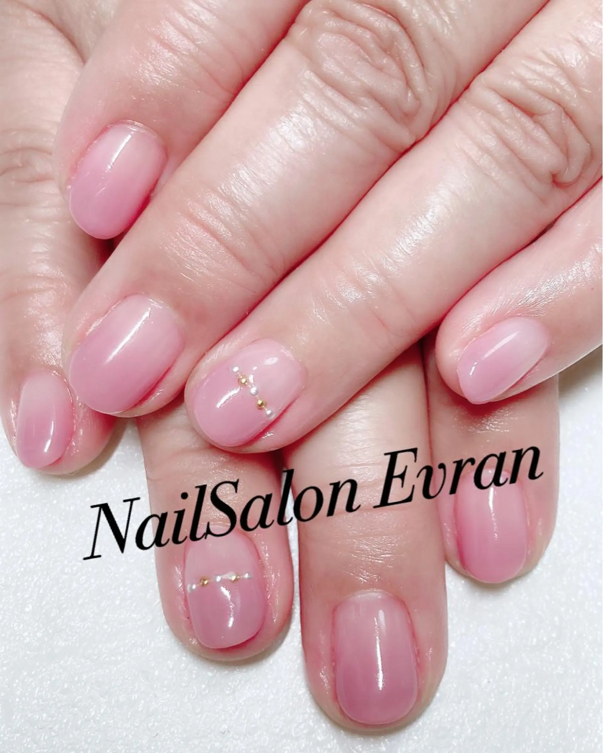 ネイル グラデーション Nail salon Evranのネイルデザイン