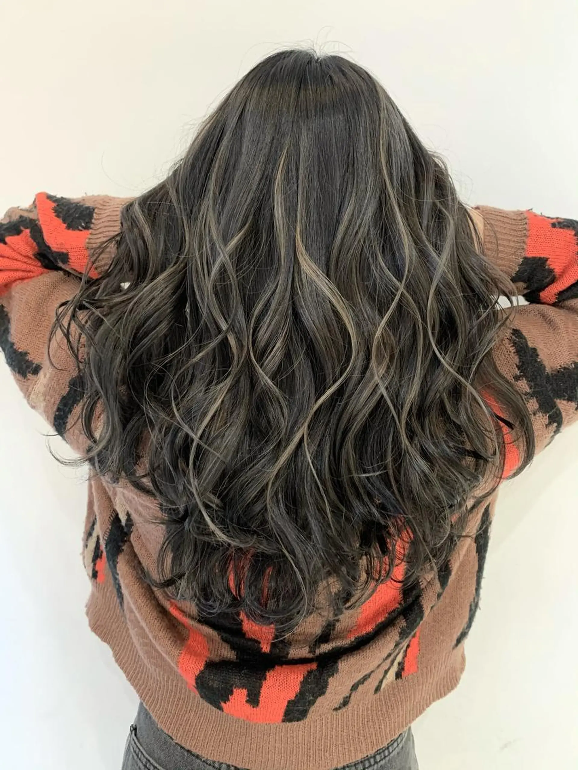 ロング カラー パーマ ヘアアレンジ 【公式】amble luxe池袋東口🩷のヘアスタイル