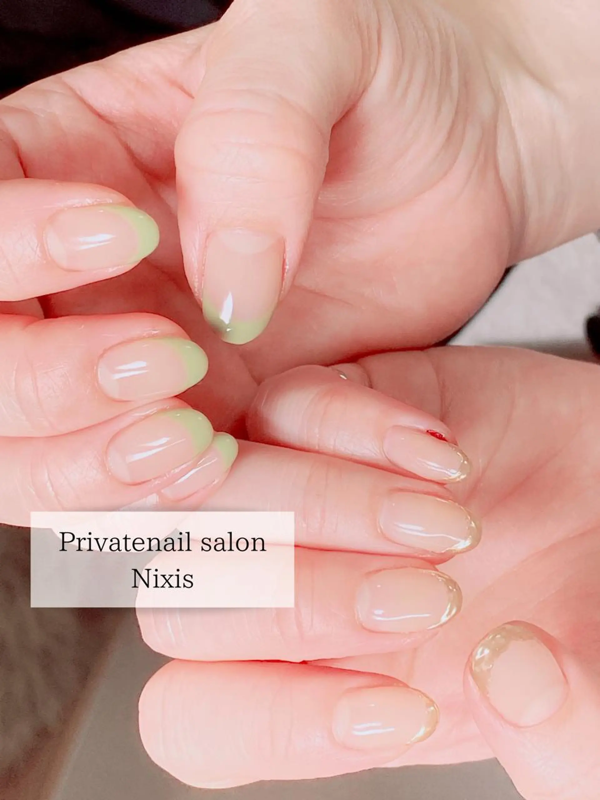 ネイル 大人キレイ 𝑁𝑖𝑥𝑖𝑠のネイルデザイン