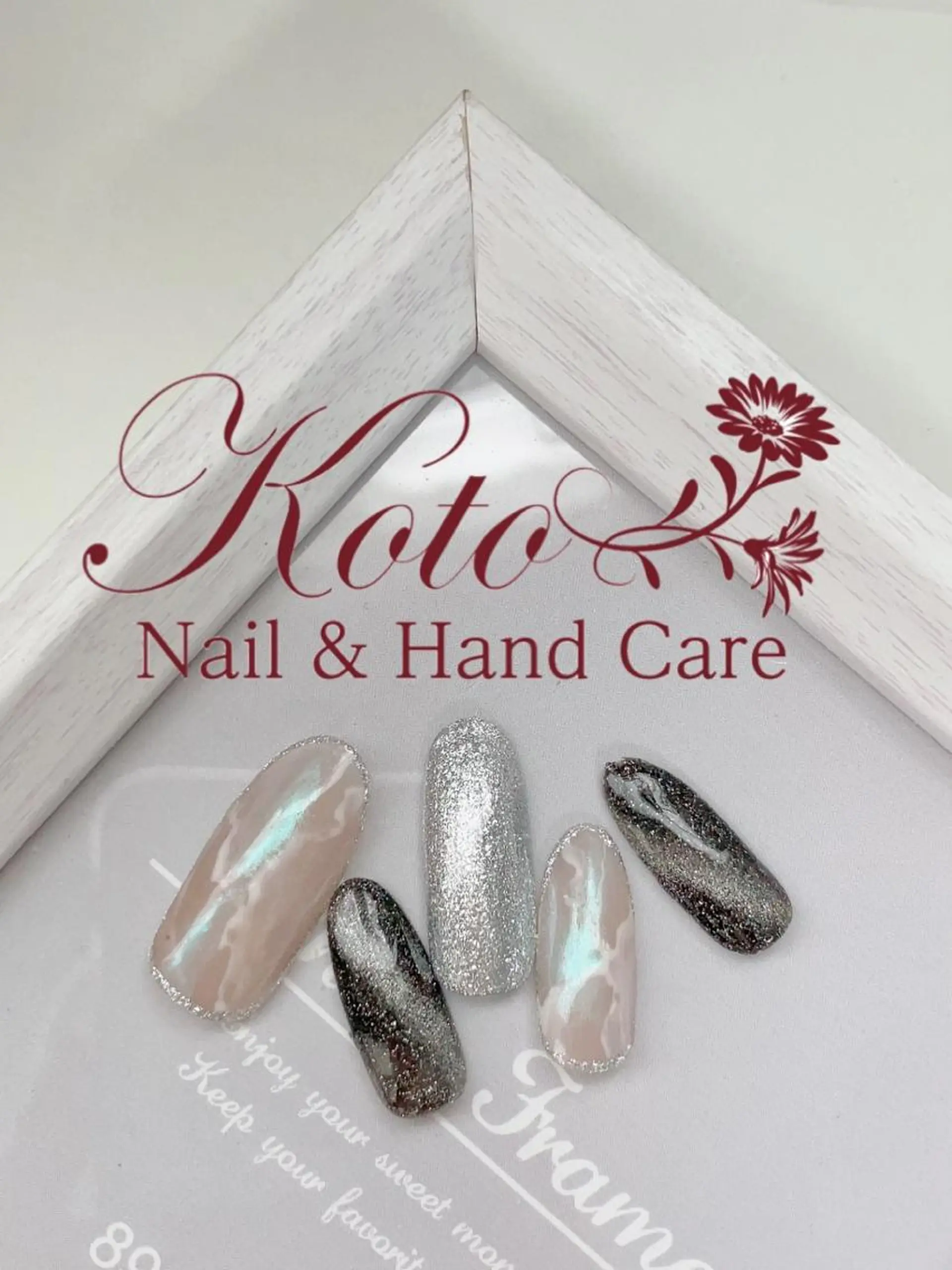 ネイル 長さ出し フットネイル フレンチネイル ジェルネイル ラメ(グリッター) Risa ネイルサロンKOTOのネイルデザイン