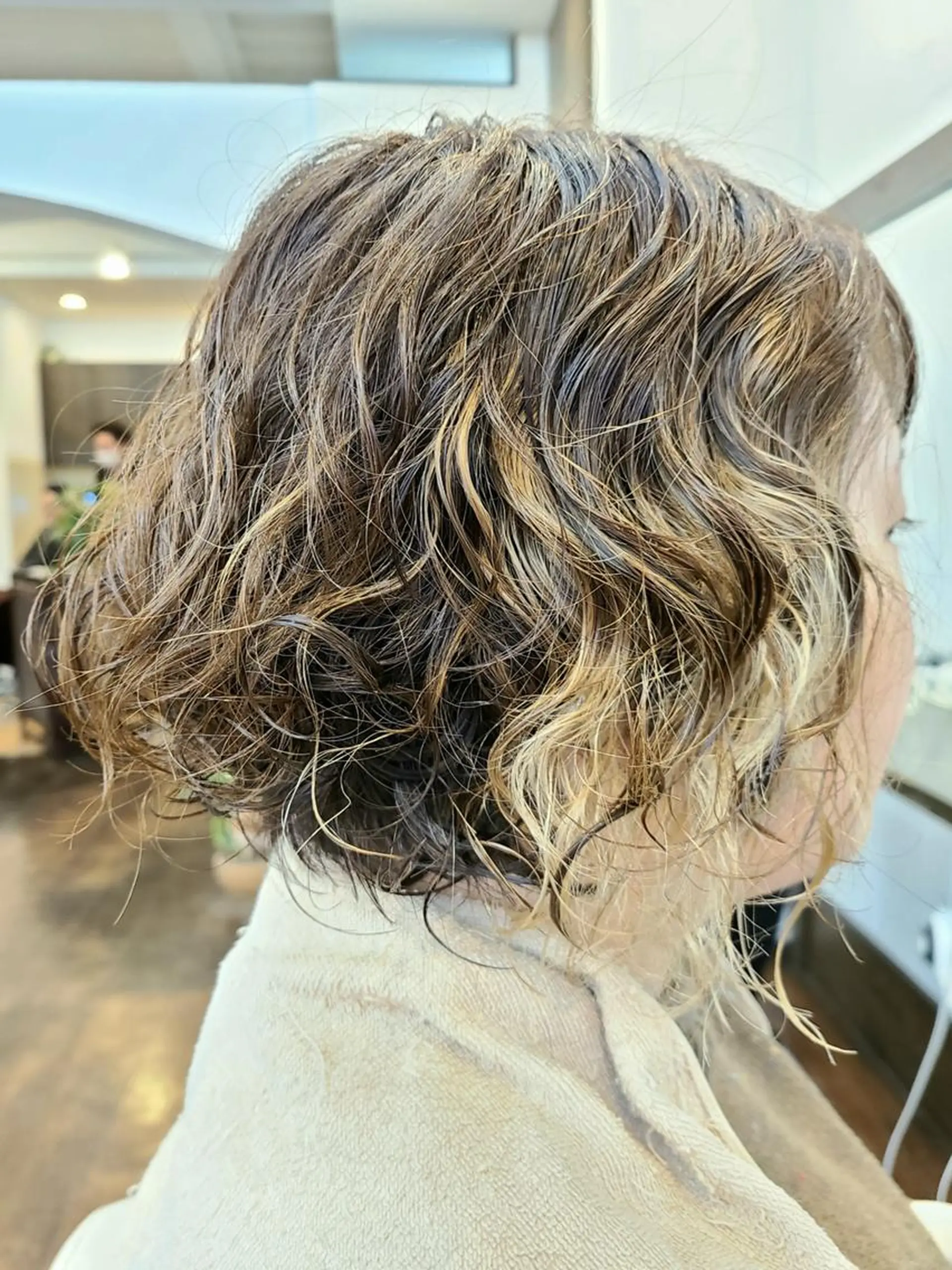 ショート パーマ カラー 【大宮】デザイナー Anne 諳 アンのヘアスタイル