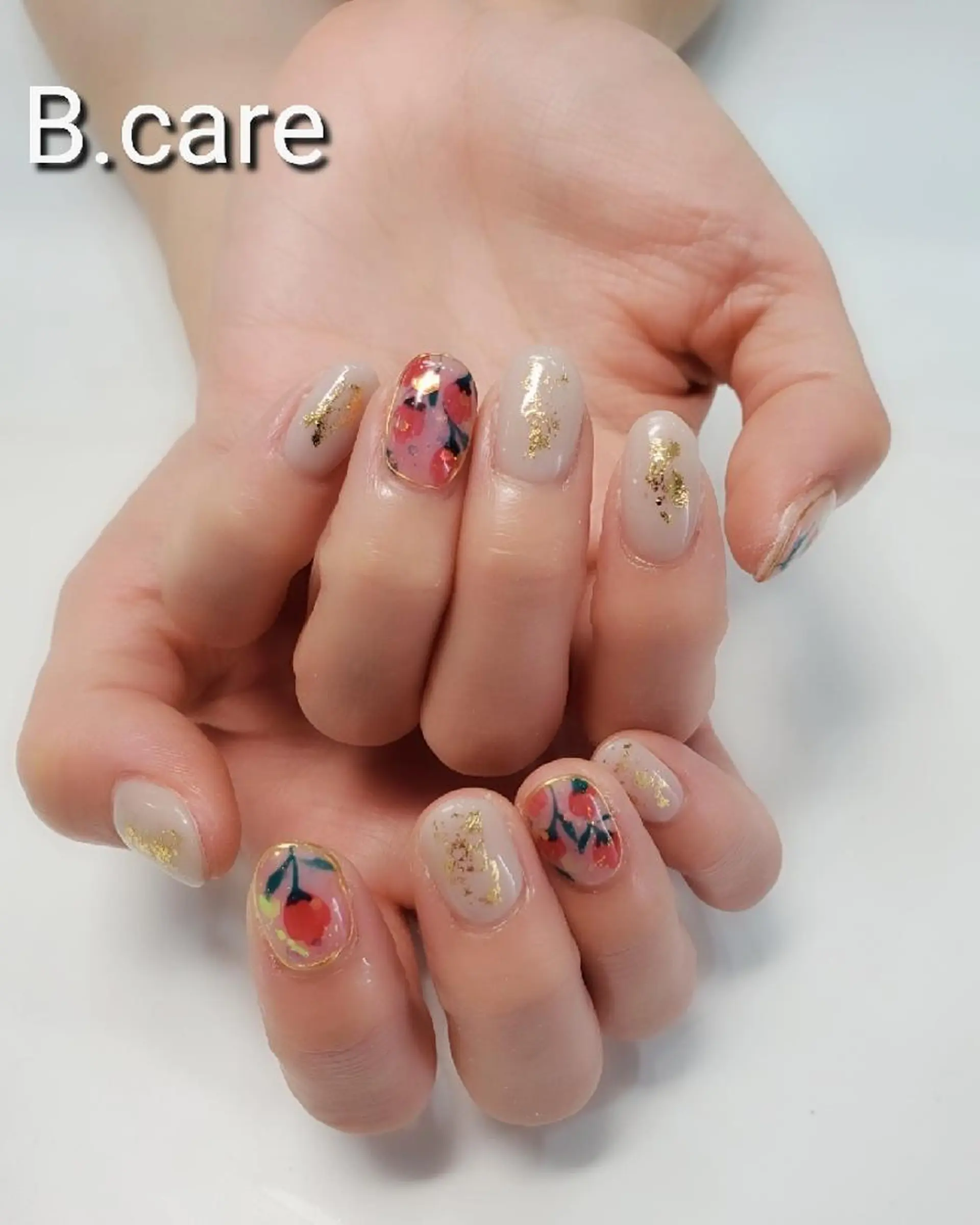 ネイル B.care自由ヶ丘所属・早坂  のネイルデザイン