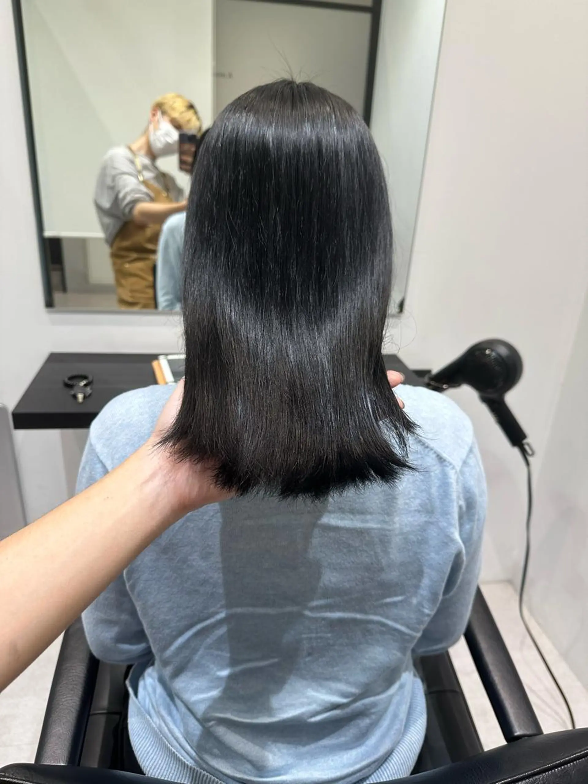 ミディアム カラー 黒髪 カット ヘアカラー トリートメント 鈴木/ミルクティー/ ブリーチ/ボブ/のヘアスタイル