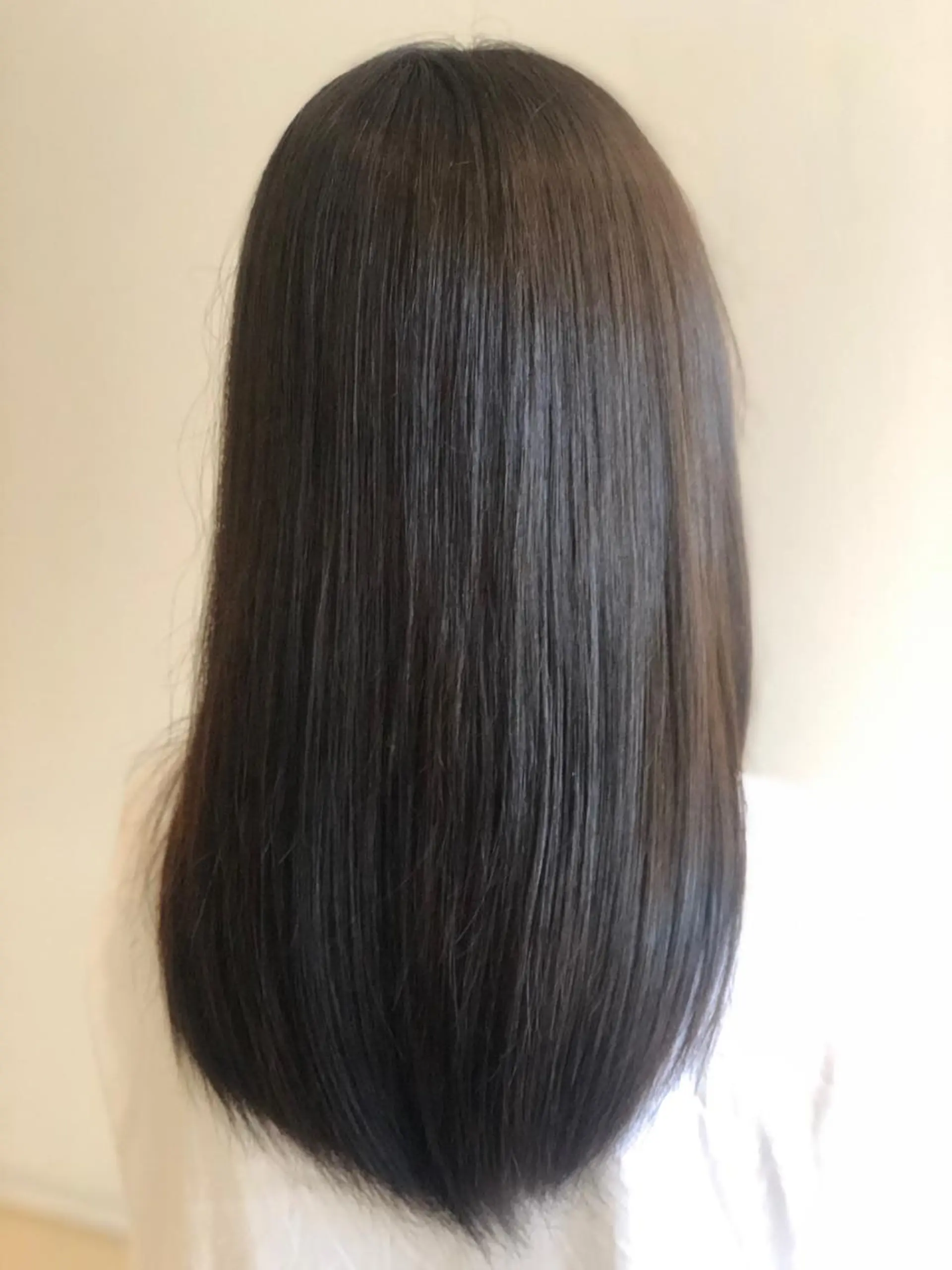 セミロング カラー 嶌田 沙紀のヘアスタイル