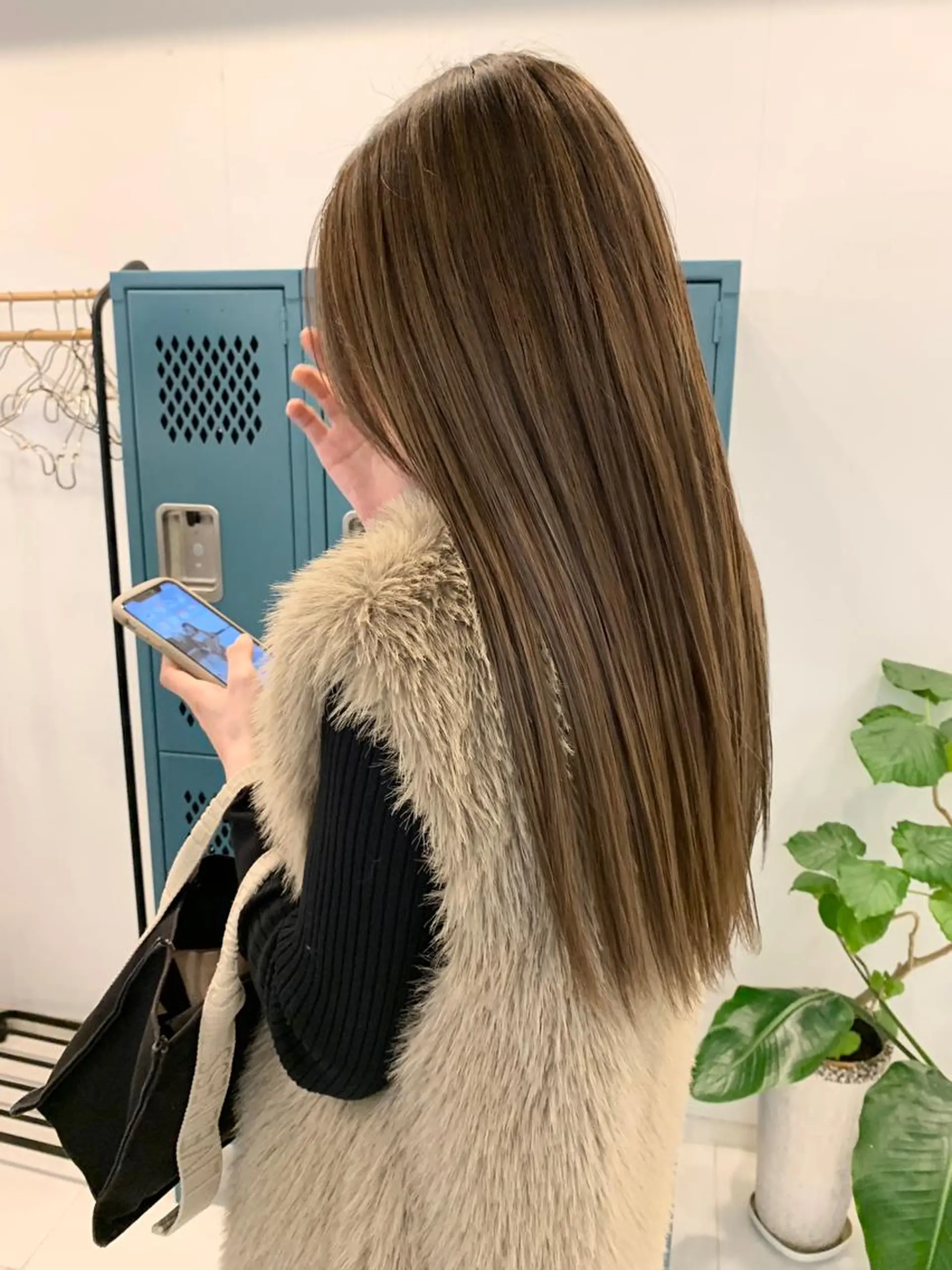 ロング カラー ハイライトカラー ハイライト カット ヘアカラー トリートメント moeka レイヤー /艶カラー/韓国のヘアスタイル