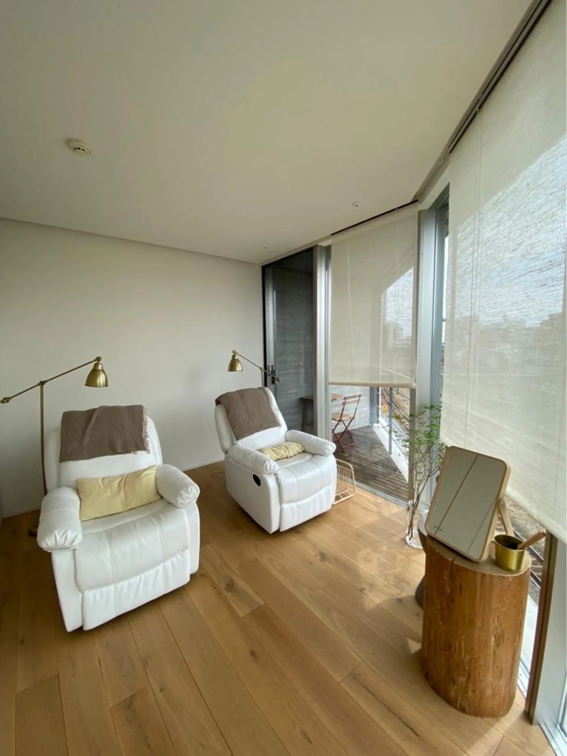 ショート ネイル マツエク・マツパ アイブロウ 𓊆ᶠᵉᵉʸ𓊇 ᶜᴴᴵᴴᴬᴿᵁのマツエク・マツパデザイン