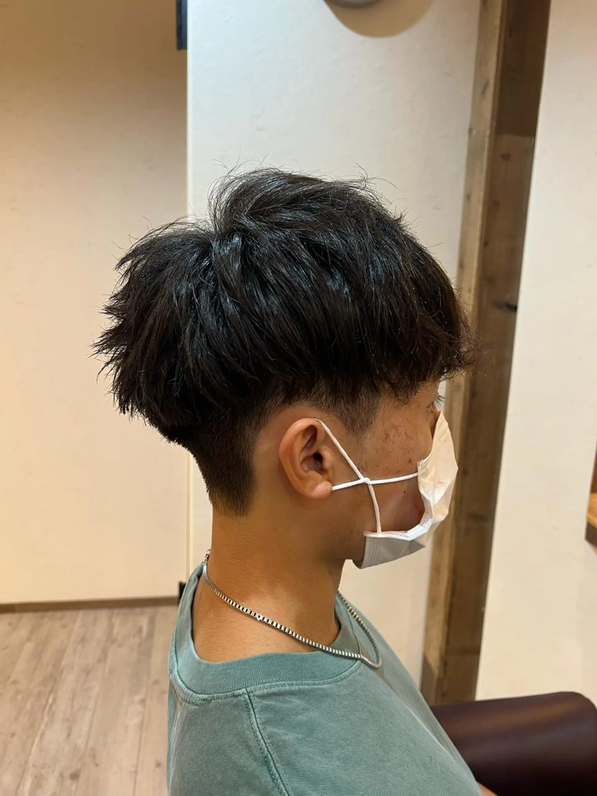 メンズ ツーブロック 工藤 梨花のヘアスタイル