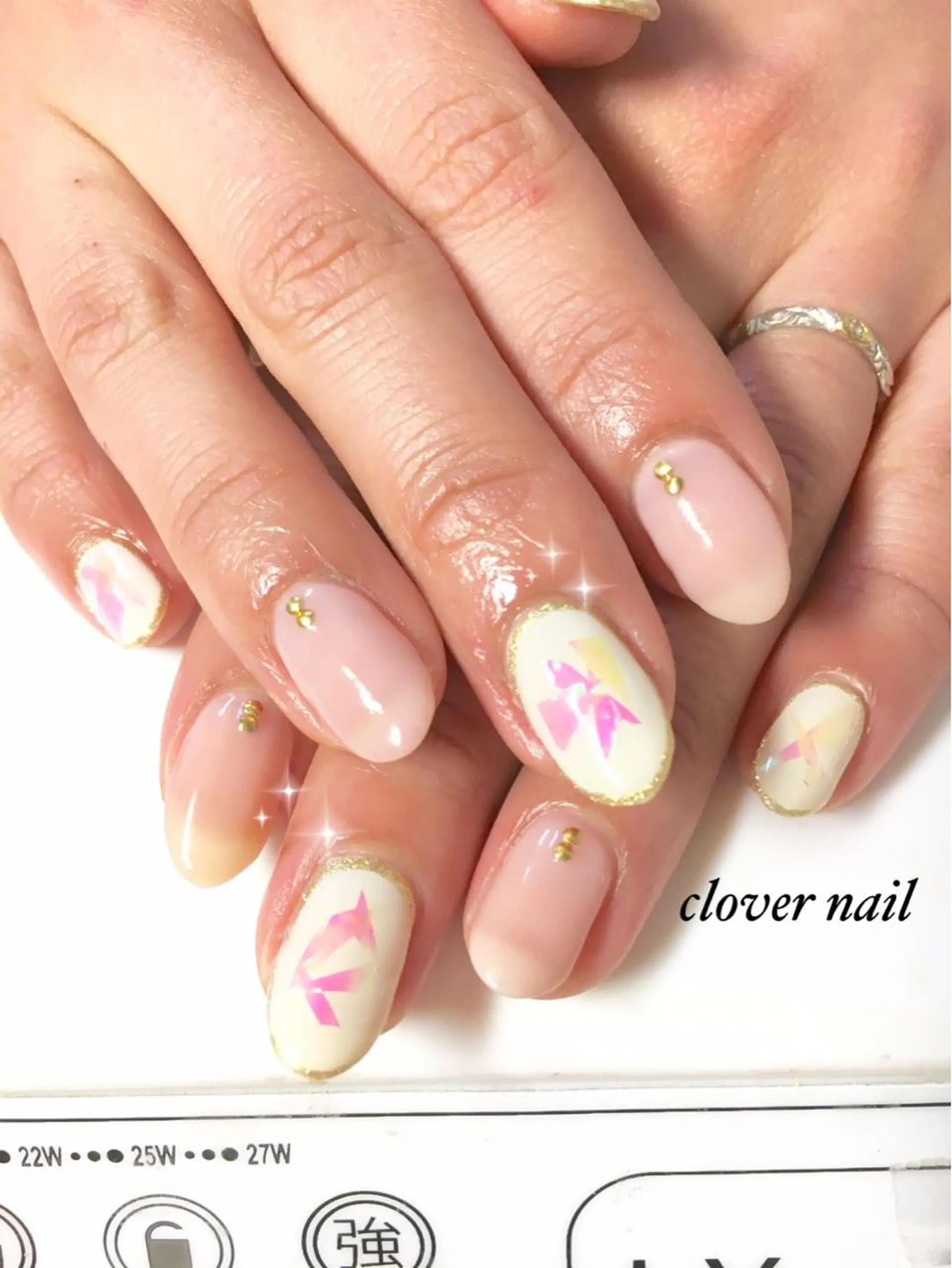ネイル clover nailのネイルデザイン
