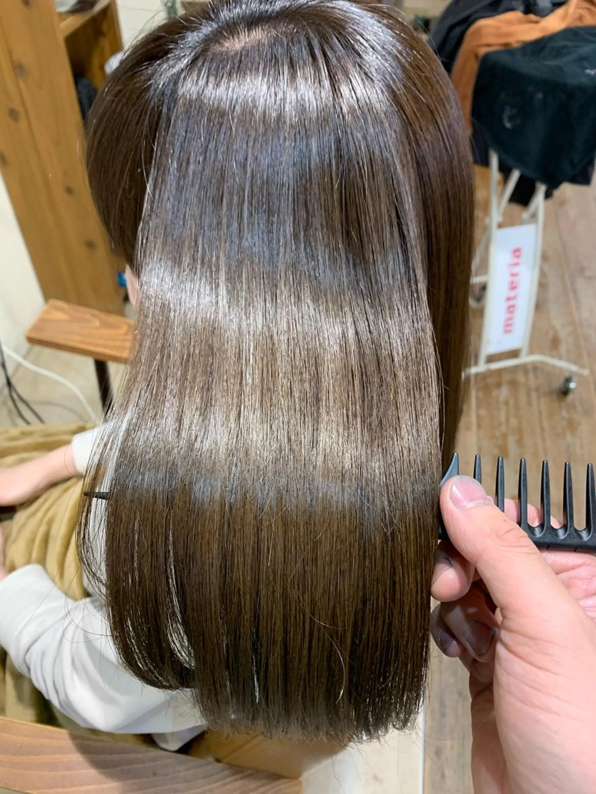 セミロング カラー 髪質改善 トリートメント カット ヘアカラー トリートメント brote所属・髪質改善/山根勇平 /完全マンツーマンのヘアスタイル