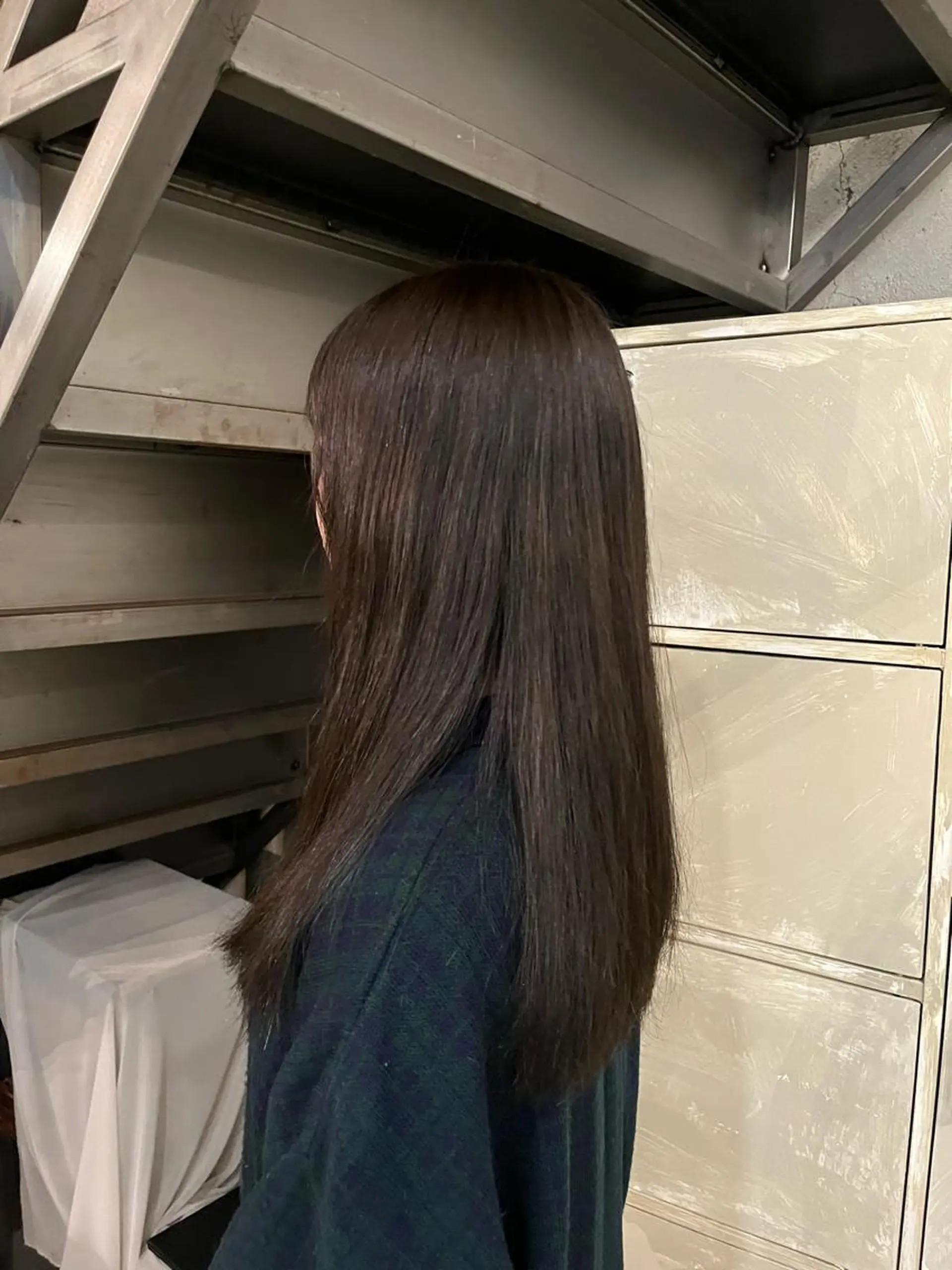 ロング カラー ナチュラルなヘア /ヨシダトモキのヘアスタイル