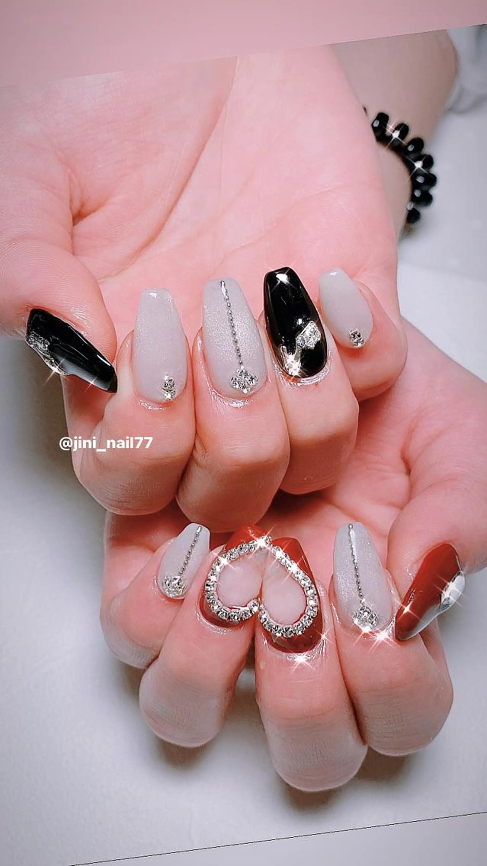 ネイル ハンドネイル JINI NAIL所属・ジニ ネイルのネイルデザイン