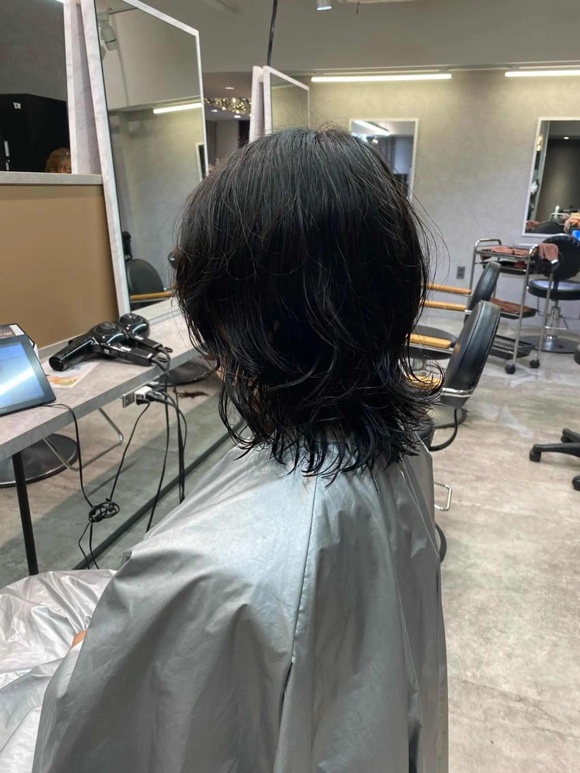 ミディアム パーマ 田島 泰雅のヘアスタイル