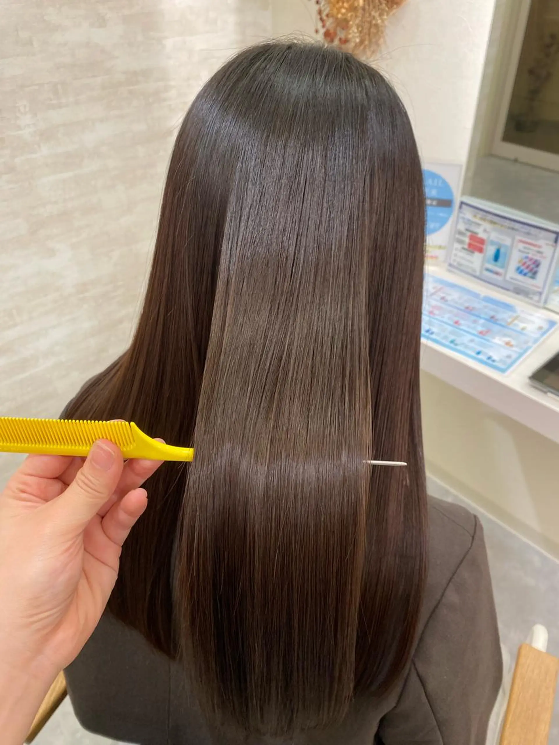 ロング ヘアカラー トリートメント 髪質改善&艶感カラー 🪄岡井美結のヘアスタイル