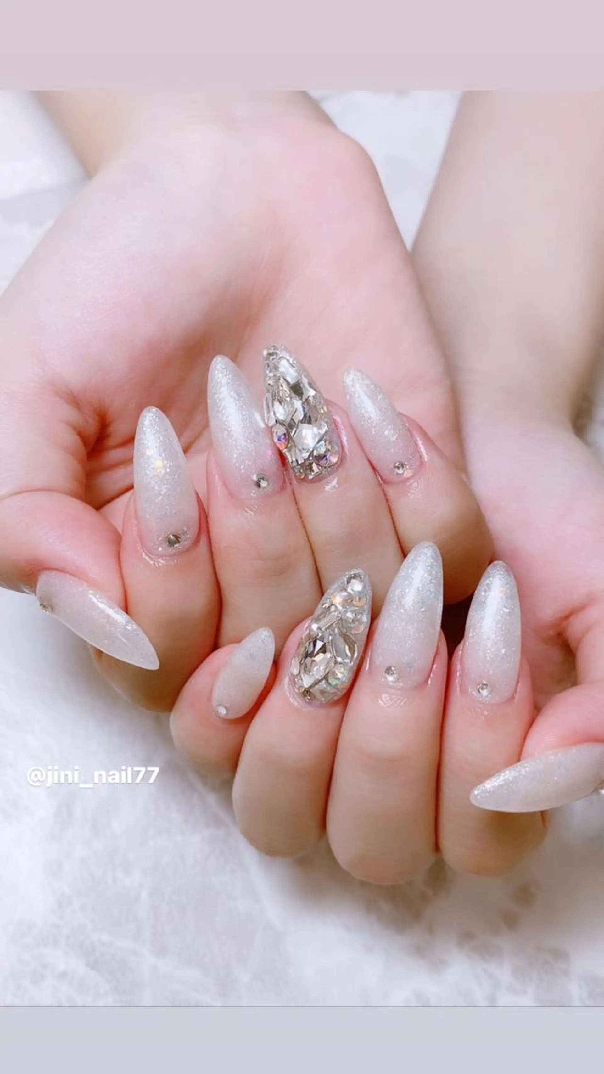 ネイル ハンドネイル JINI NAIL所属・ジニ ネイルのネイルデザイン