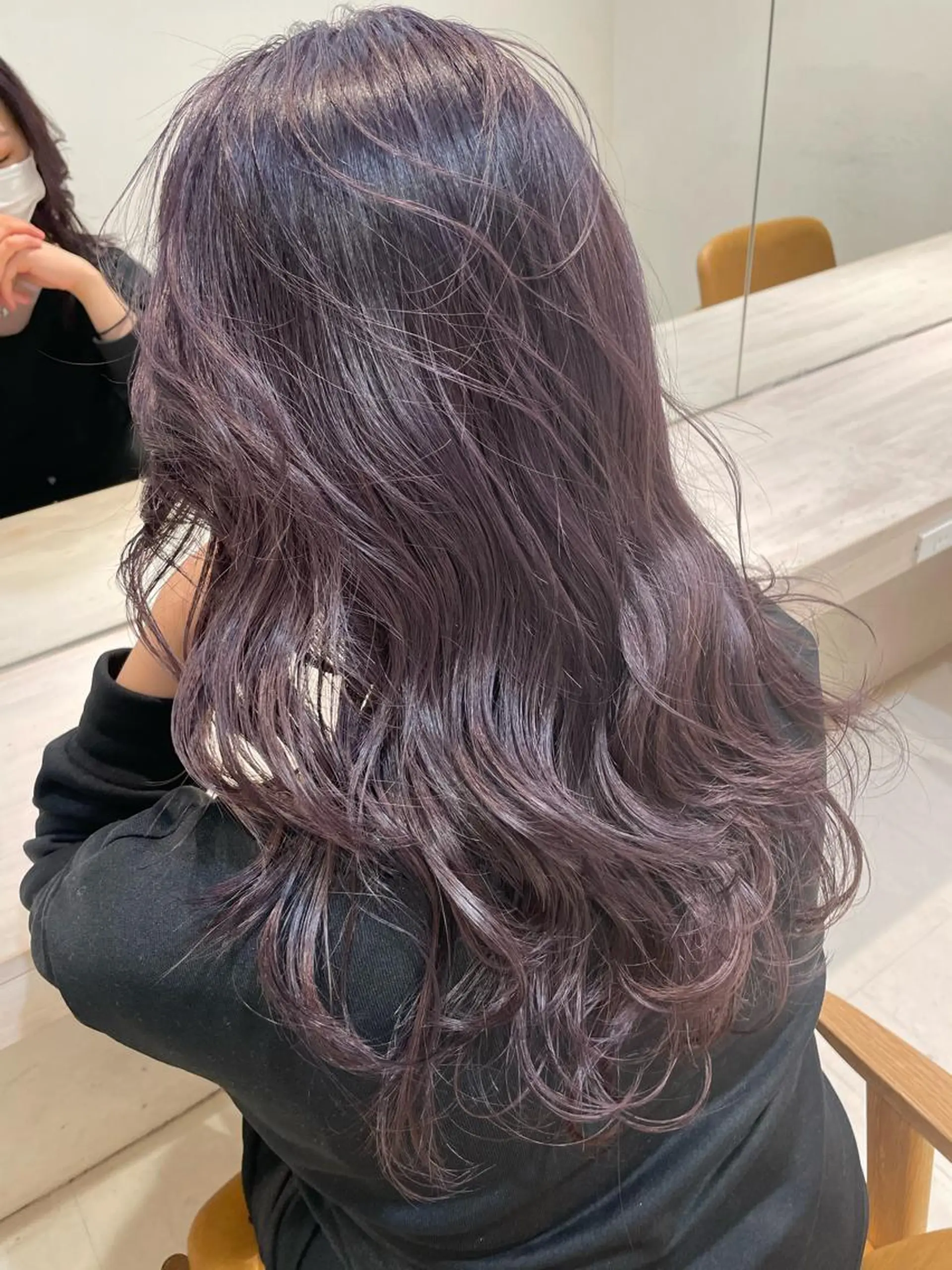 カラー 若月 あやかのヘアスタイル