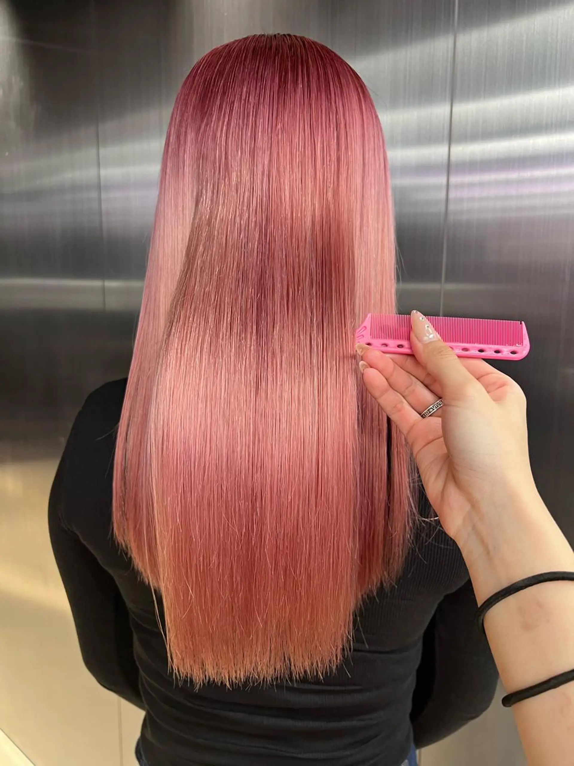 ロング カラー 紬/enne/ブリー チ/ハイトーンのヘアスタイル