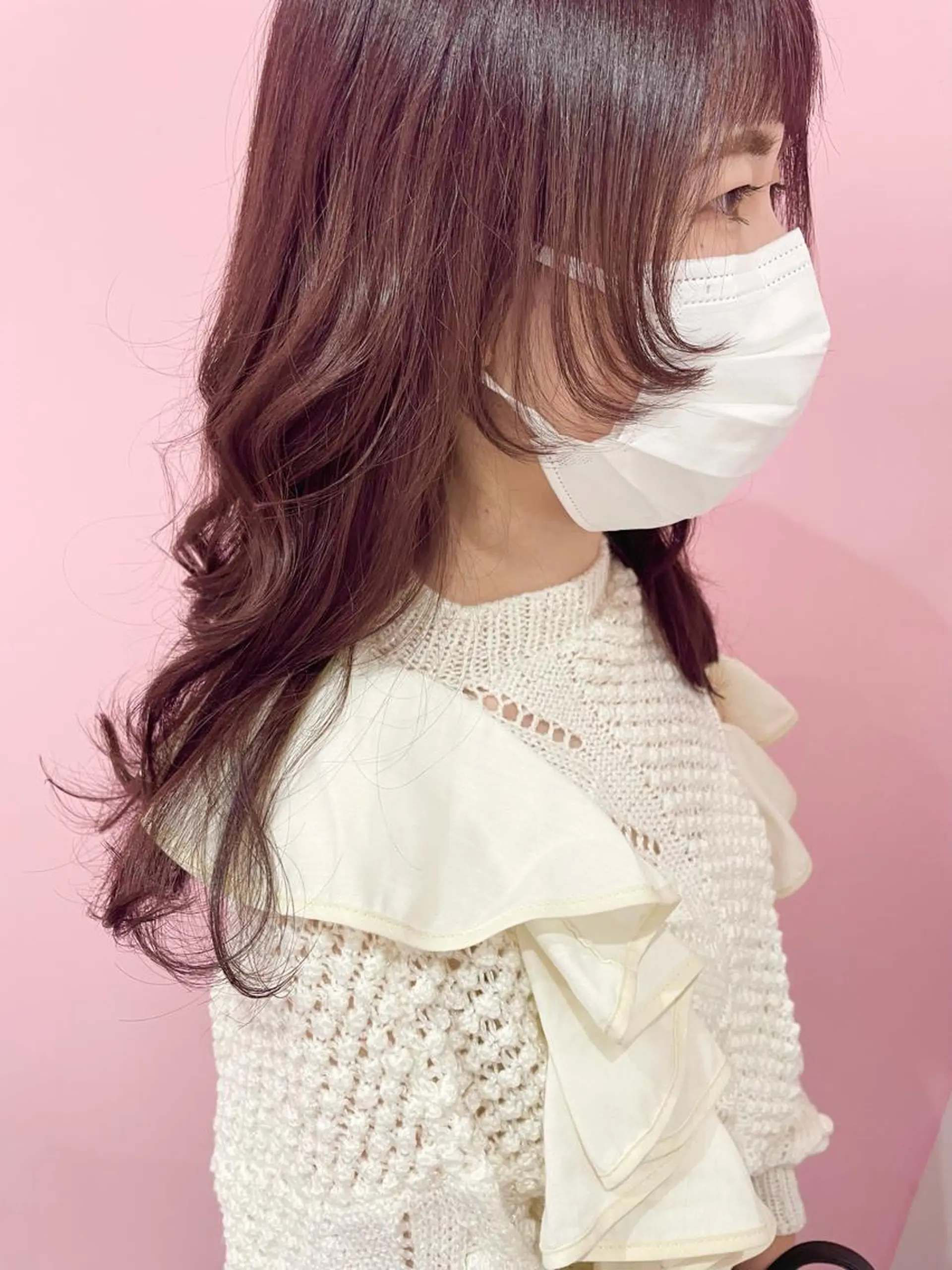 ロング レイヤーカット ロング 岩田 萌那のヘアスタイル
