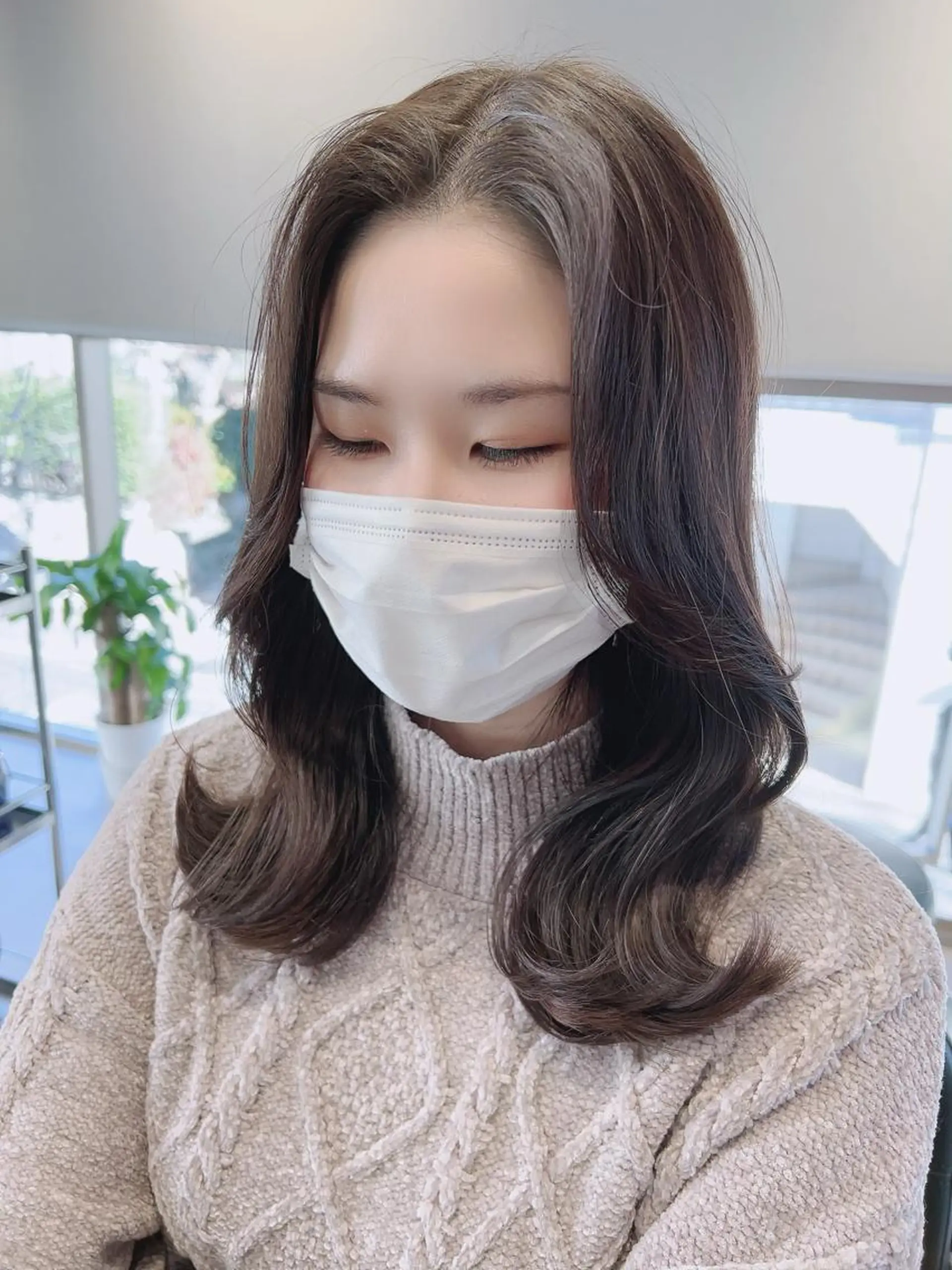 セミロング アッシュ 韓国風カラー ボブ 髪質改善 韓国風ヘア 韓国風/オシャレ /縮毛矯正/滝口琴未のヘアスタイル