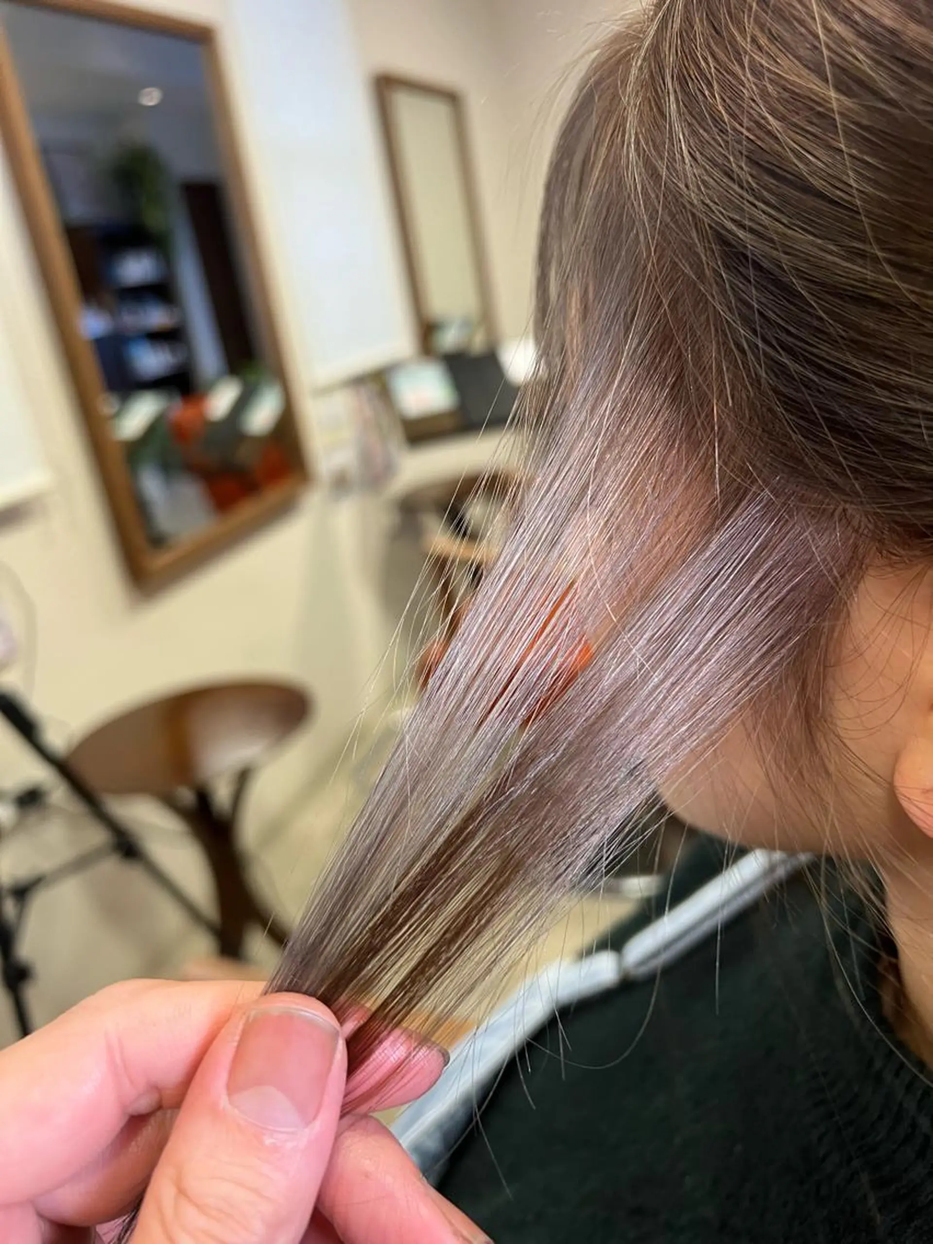 ショート カラー ミストバング  フェイスフレーミング ハイライトカラー シルバー ハイライト Coile.所属・阿部 章人のその他イメージ