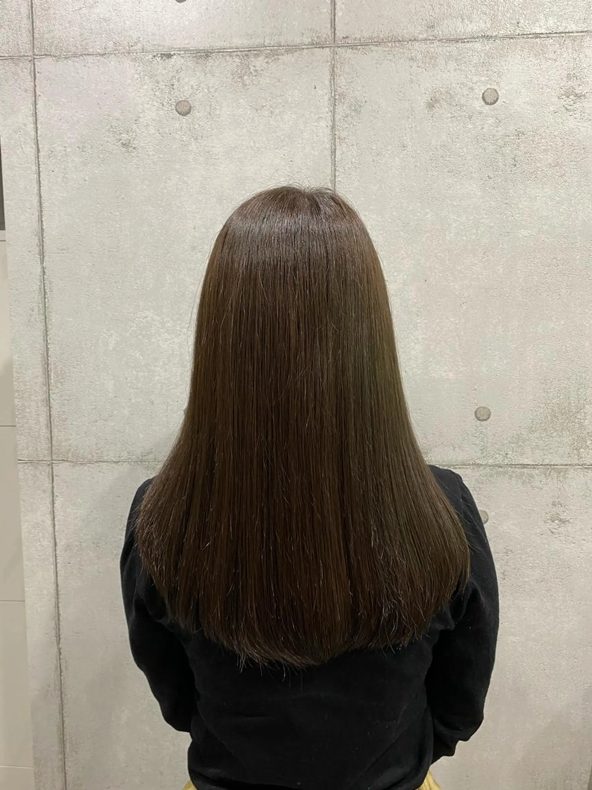 ロング カラー newi赤羽 HINATAのヘアスタイル