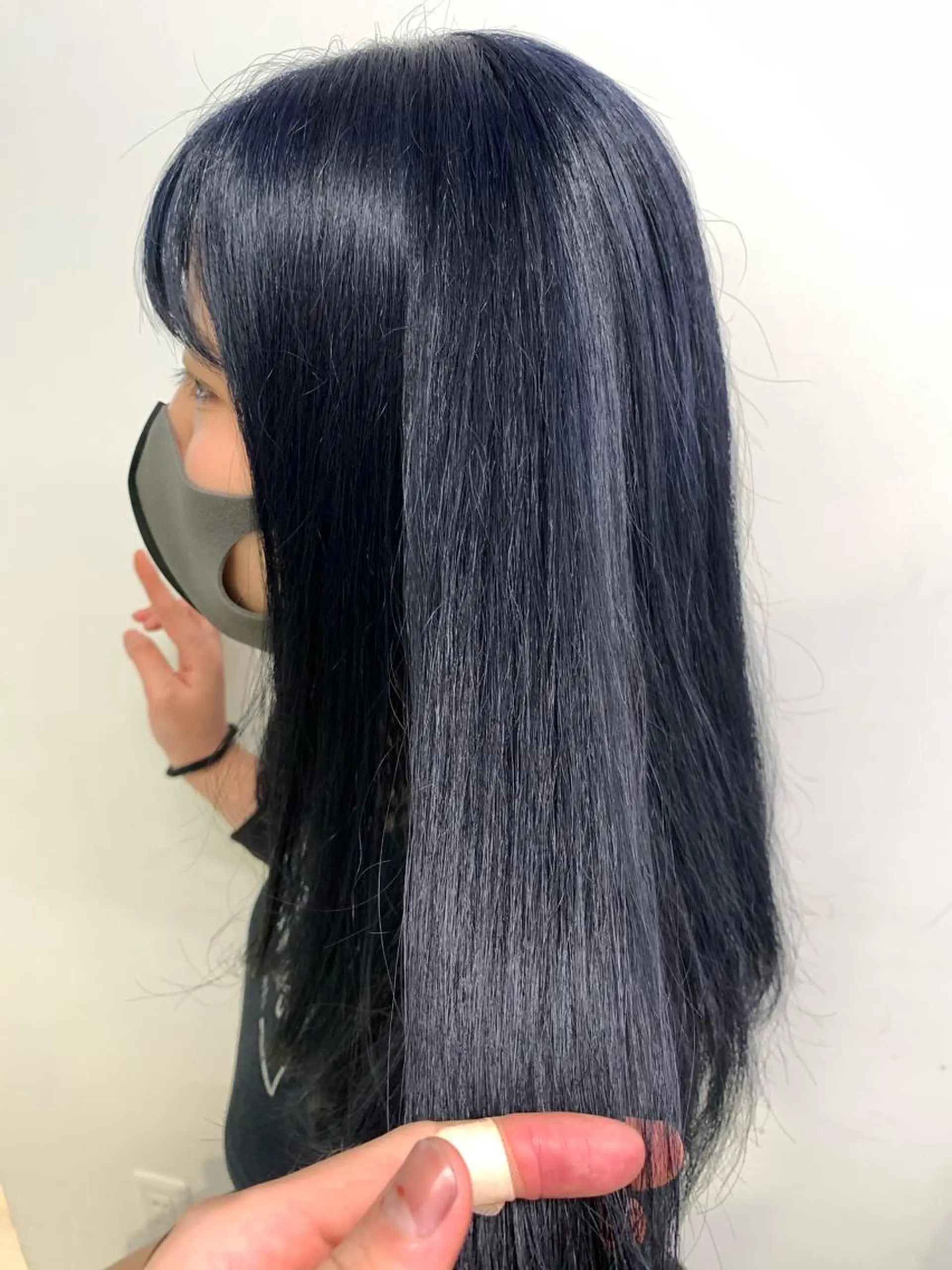 ロング カラー ブルーカラー ネイビーカラー トリートメント くすみミルクティー／ ブラウン🪡TOWAのヘアスタイル