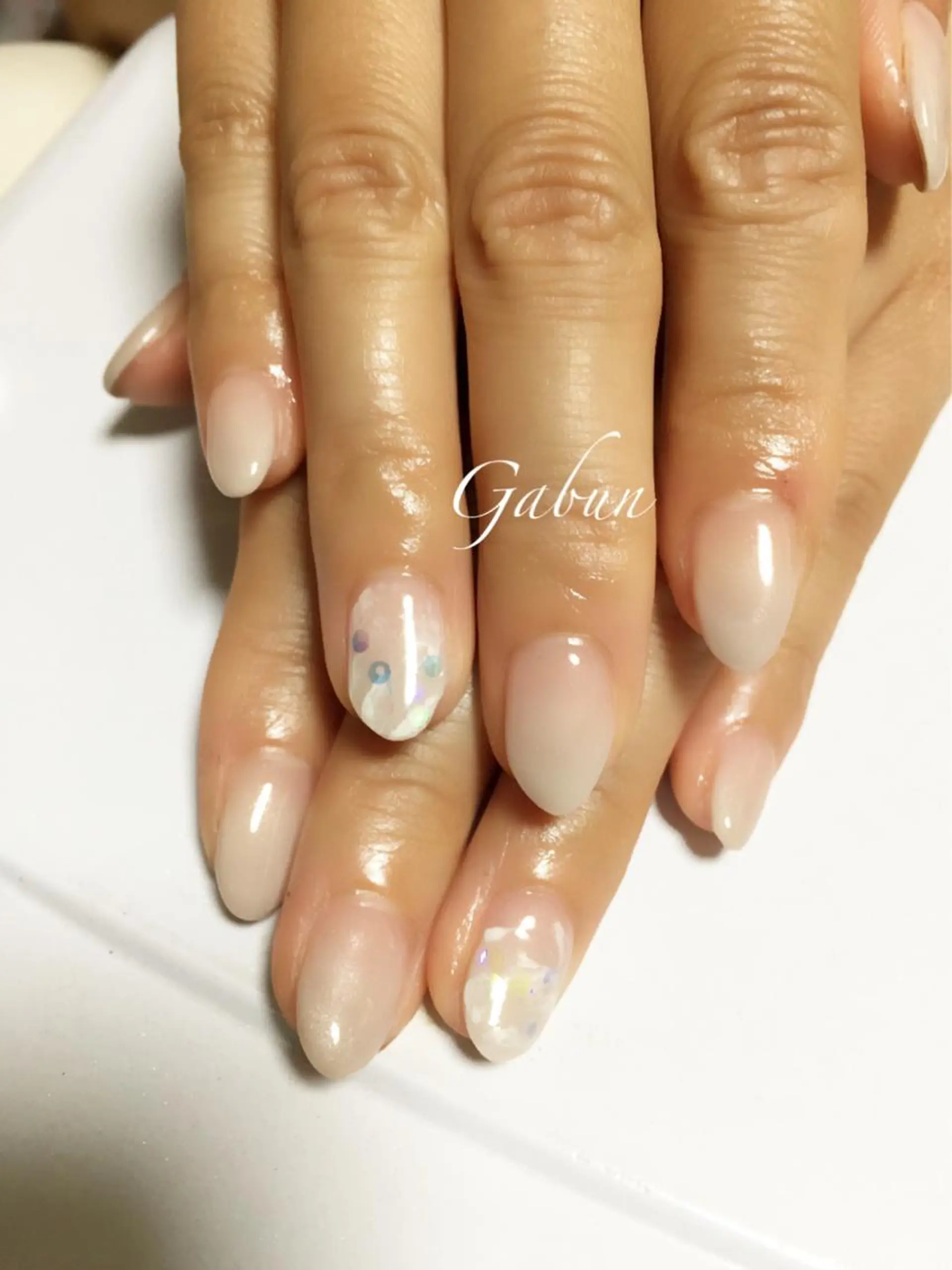 ネイル アートネイル グラデーション LOTUS ネイルサロンのネイルデザイン