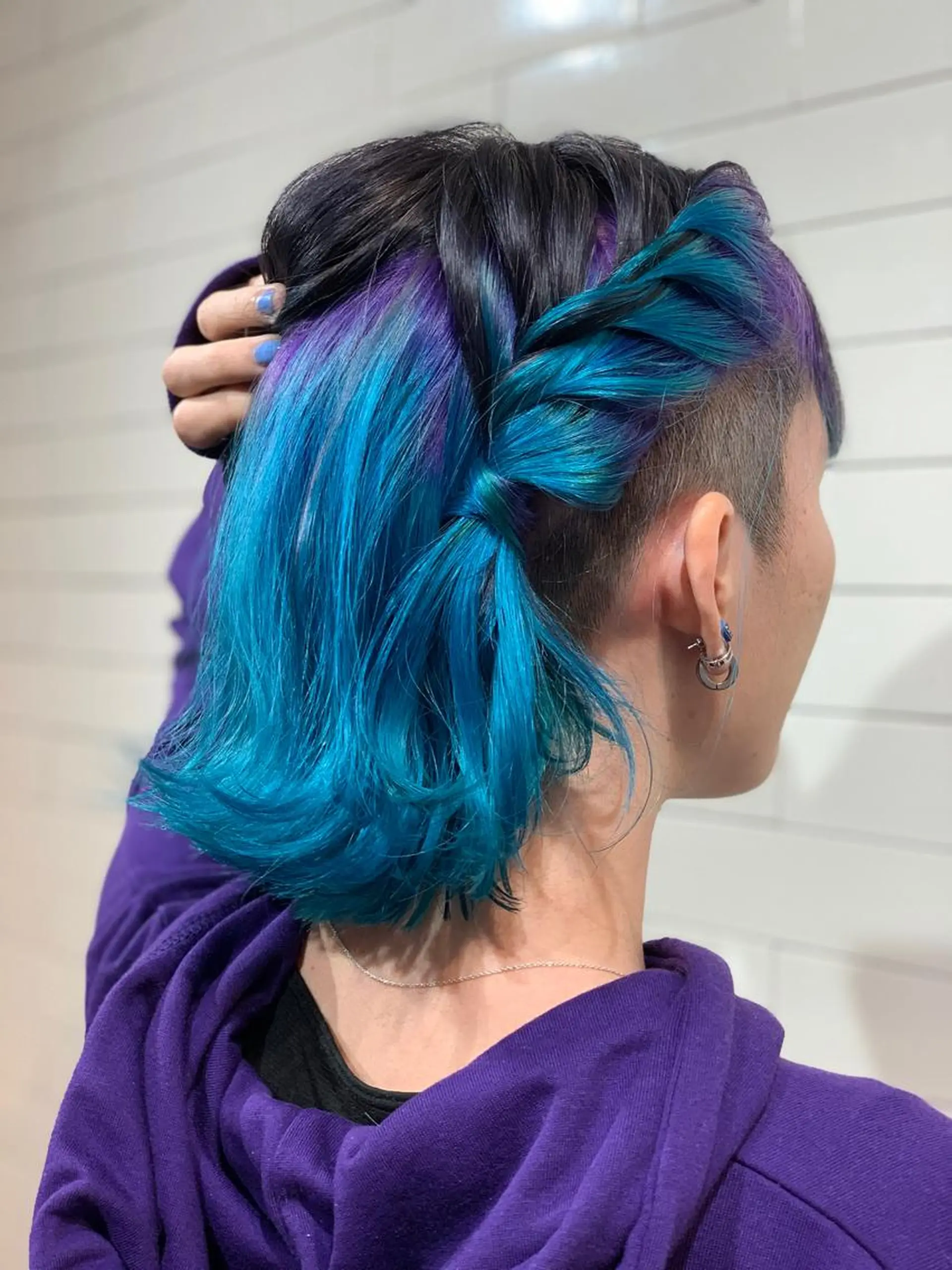 ショート カラー ヘアアレンジ ヘアカラー トリートメント 髪質改善×ハイトーン 中田啄也のヘアスタイル