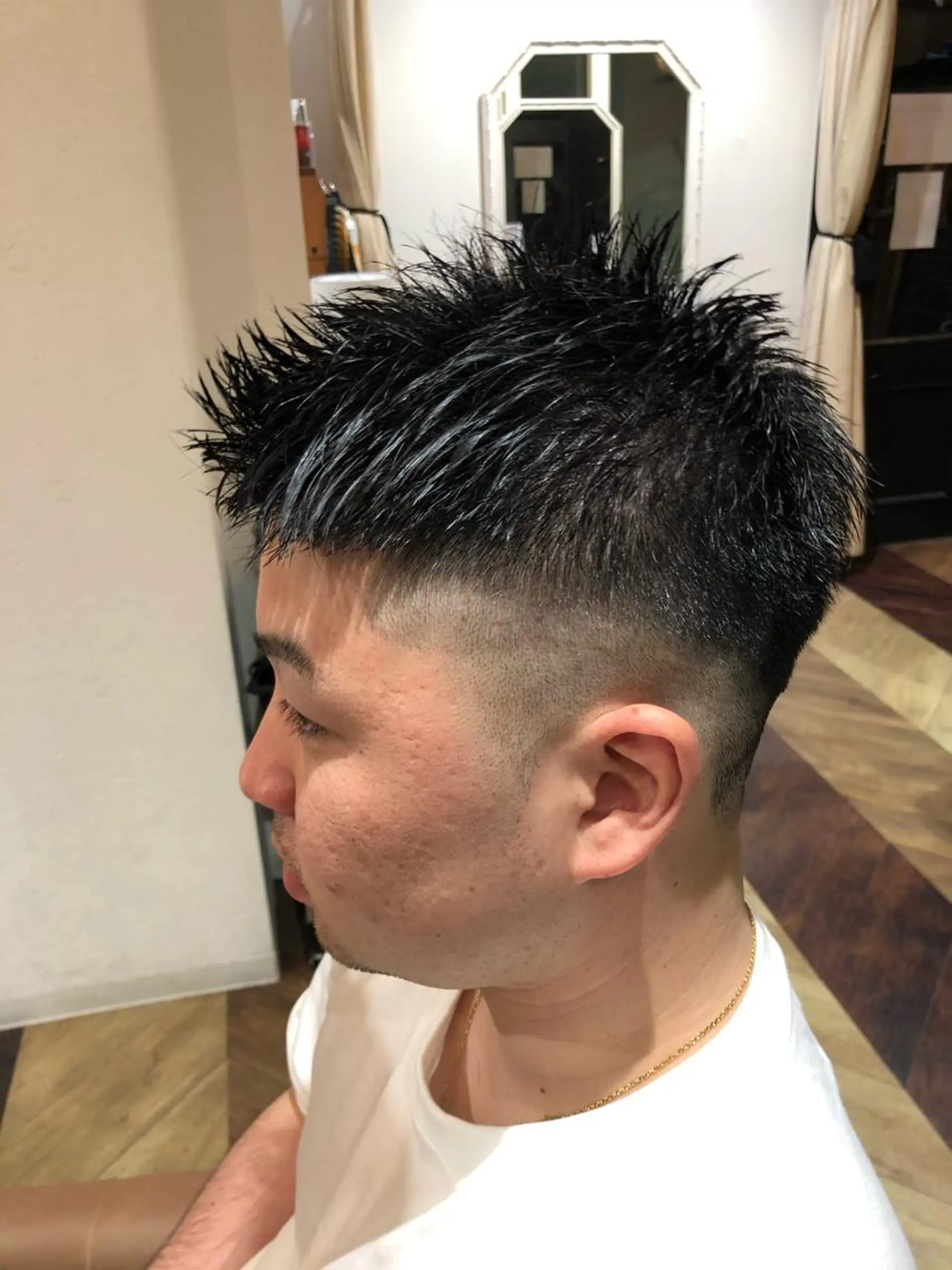 ショート メンズ フェードカット ショートヘア DAHLI plum（ダリ　プリュム）所属・中村 玲美のヘアスタイル