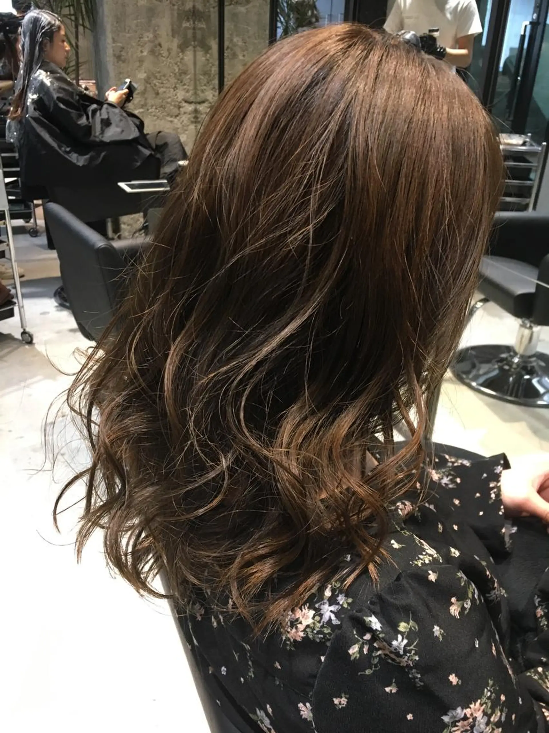 セミロング カラー パーマ ベージュカラー フォギーベージュ イルミナカラー 髪質改善ULTOWA ✨松井 美幸のヘアスタイル