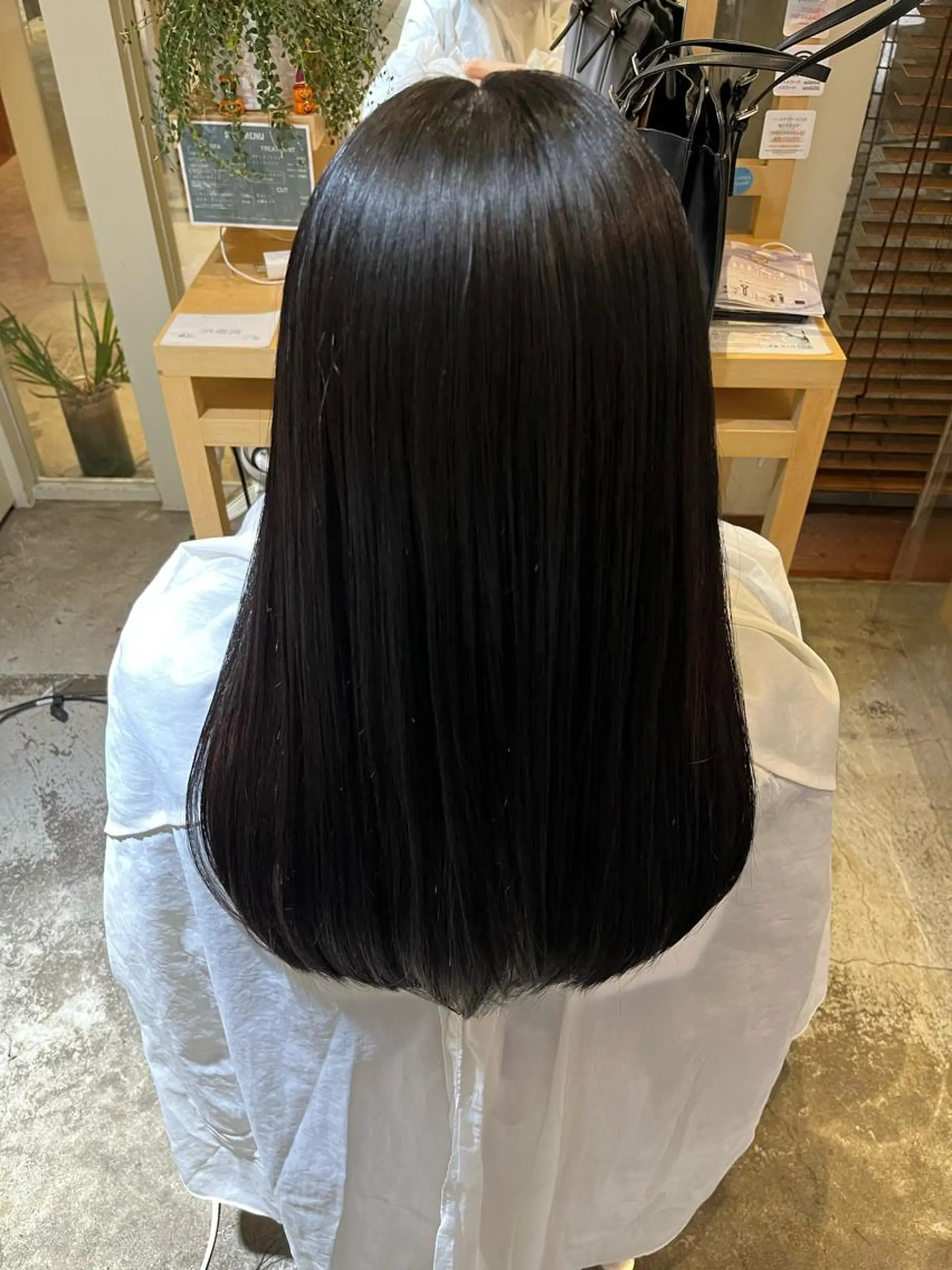 ロング SORA広尾所属・いだ ひかるのヘアスタイル