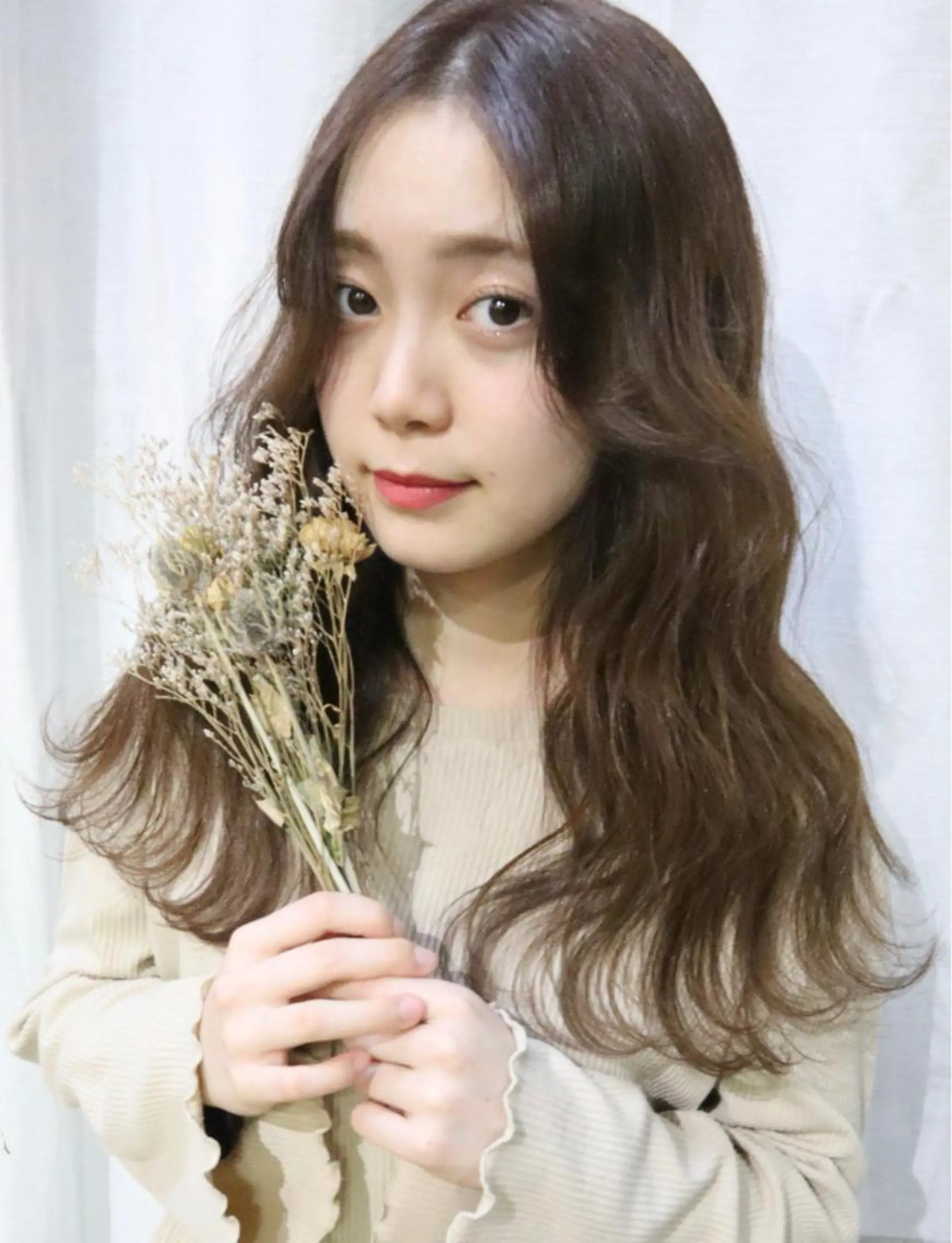 ロング カラー ベージュカラー ミルクティーベージュ Piaコータロー ハイトーン&‪ボブのヘアスタイル