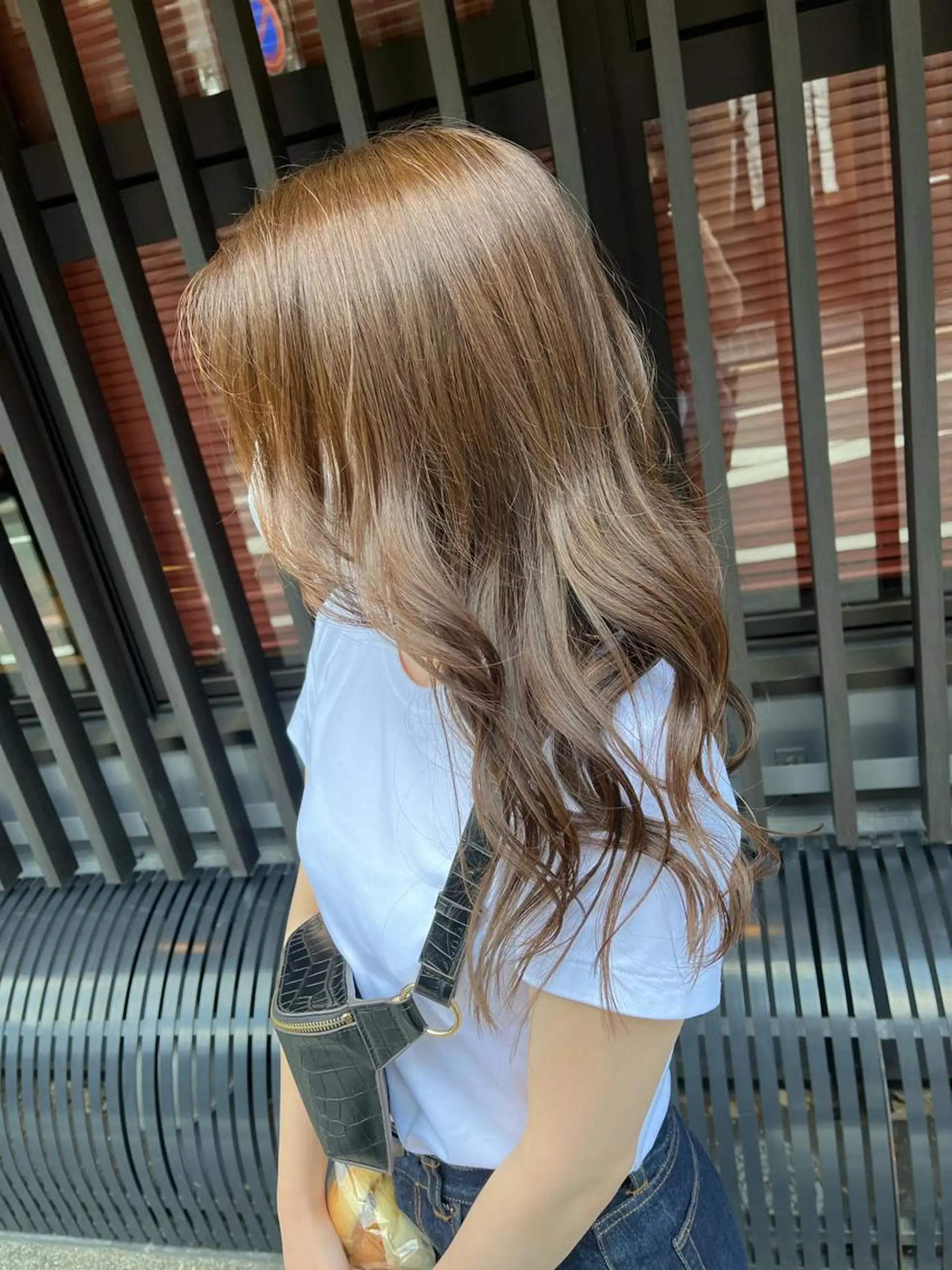 ロング カラー ベージュカラー 透明感カラー カット 縮毛矯正 トリートメント HIYOSHI　✂︎ 艶髪職人のヘアスタイル