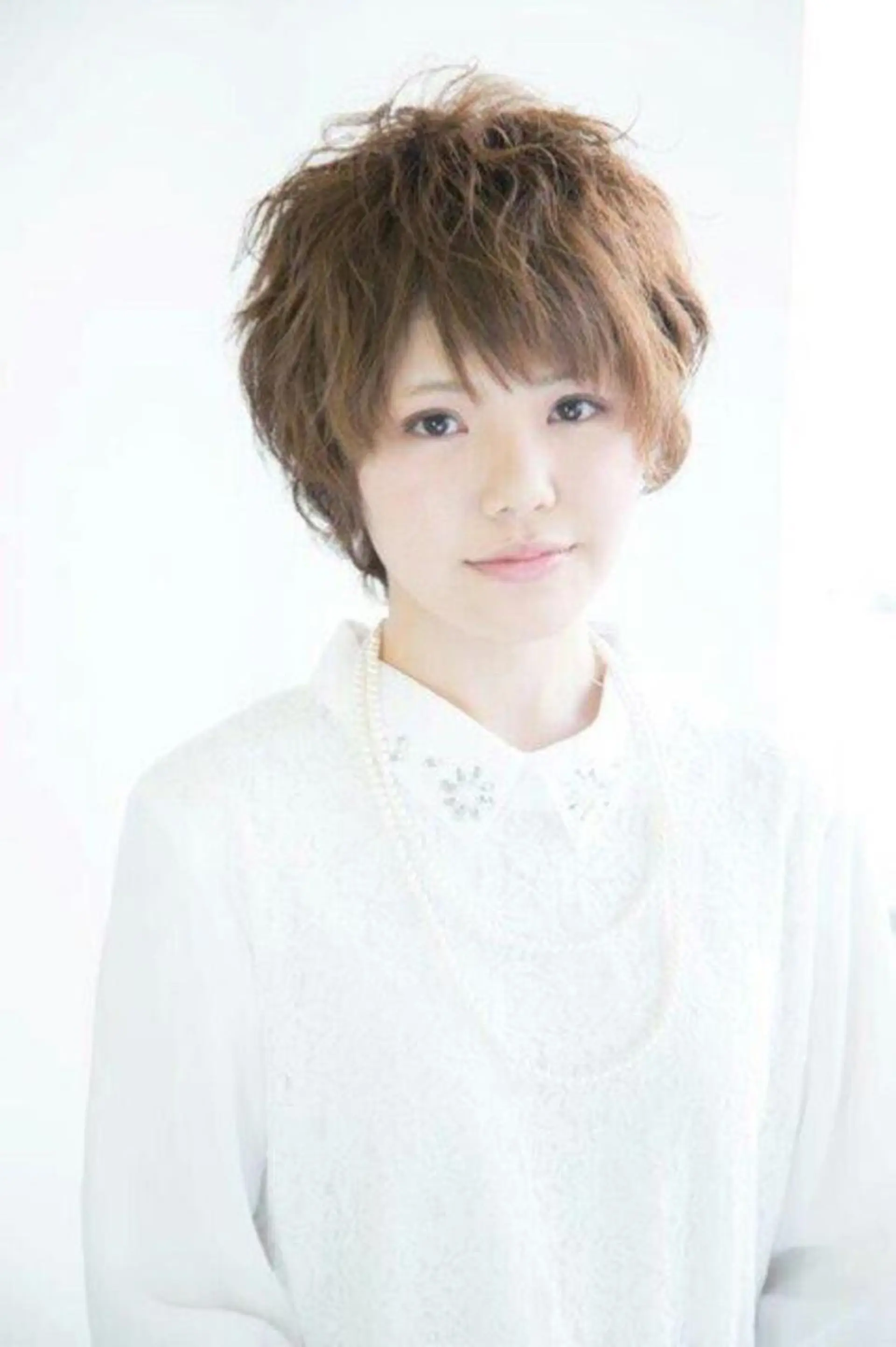 ショート パーマ ヘアカラー 髪質改善 阪口 雄佑のヘアスタイル