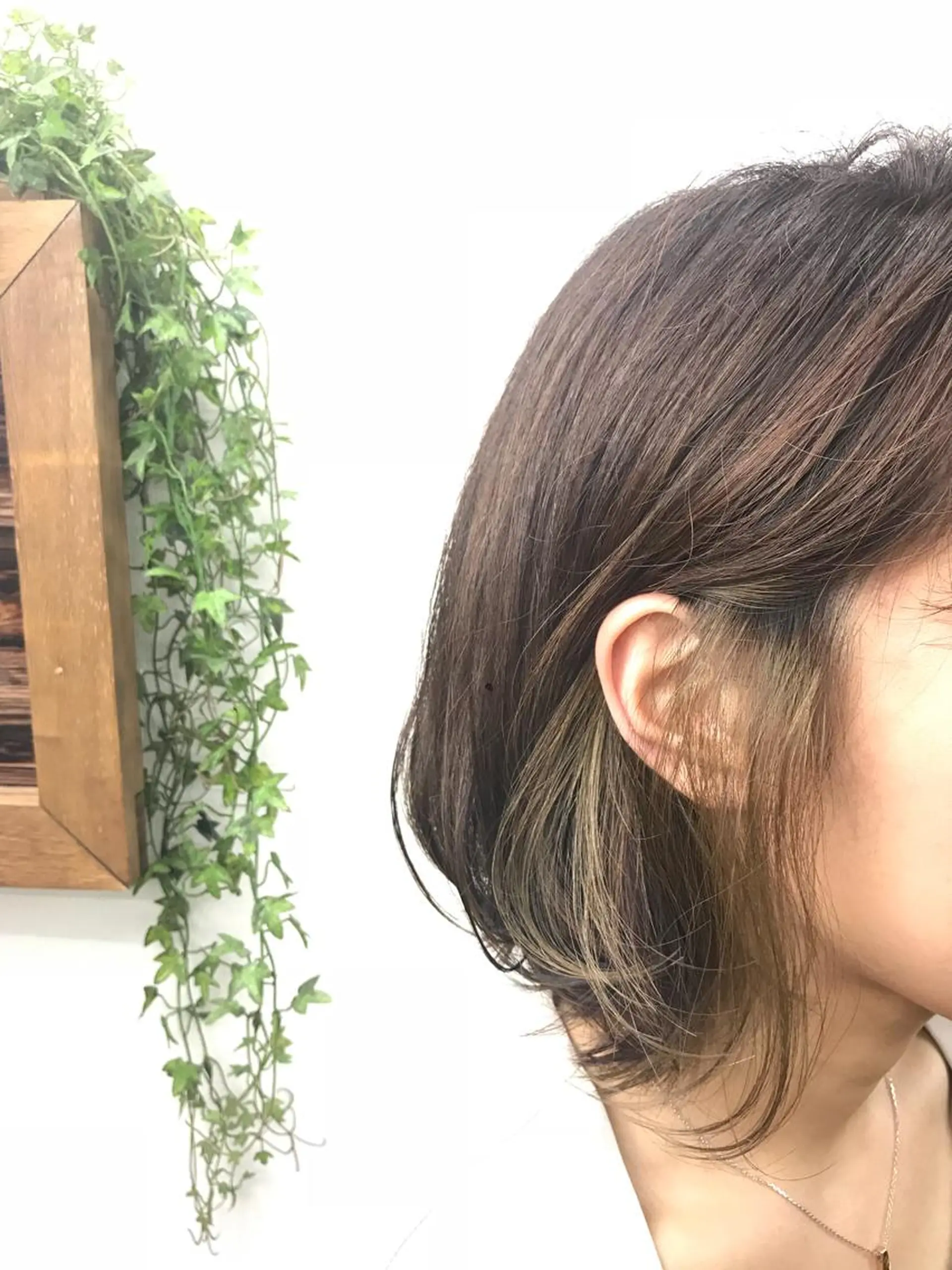 ショート カラー アッシュ インナーカラー カット ヘアカラー トリートメント 美容室 salon de craft所属・澤田 拓己のヘアスタイル