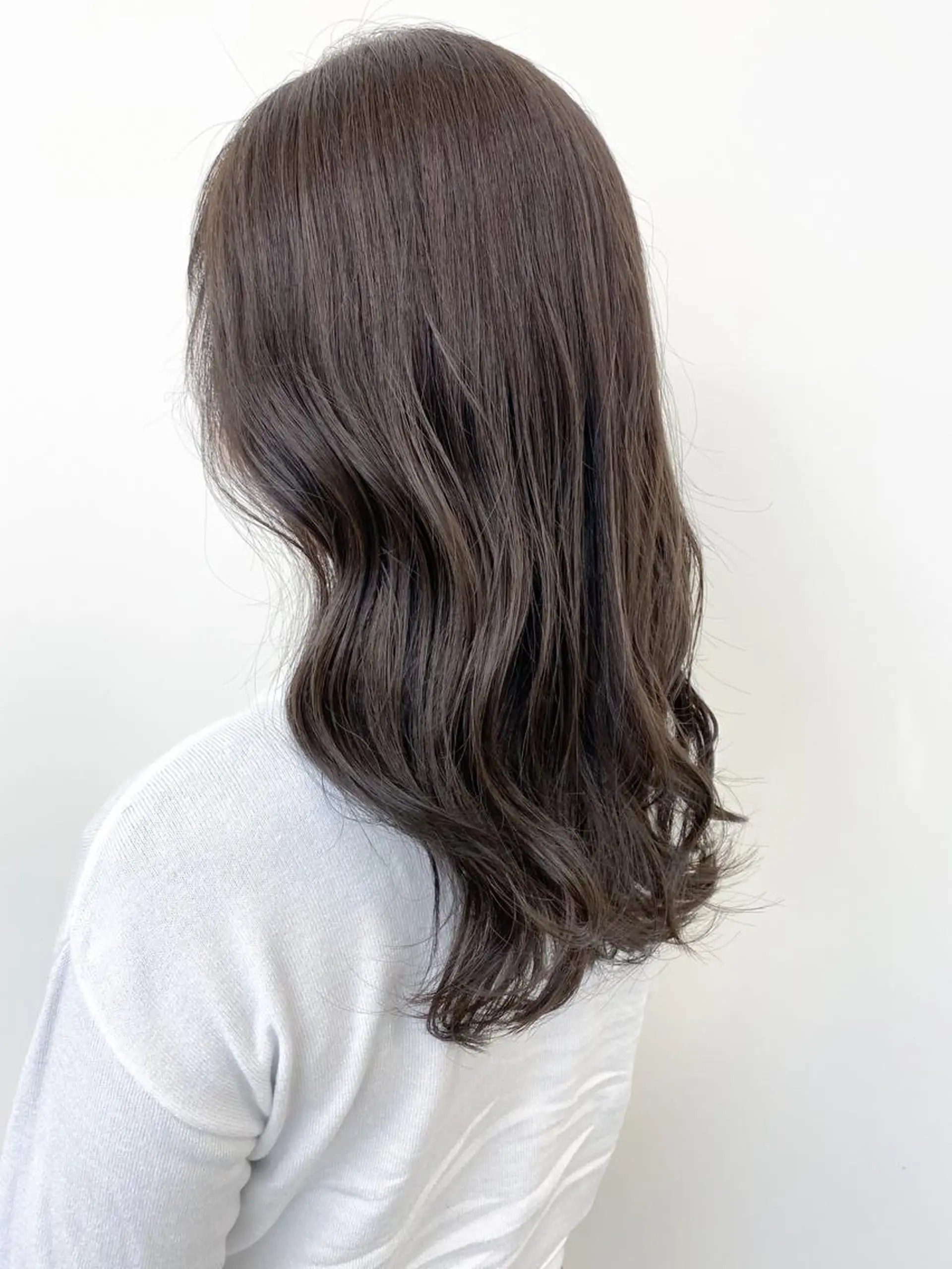 セミロング カラー ベージュカラー 透明感カラー カット ヘアカラー トリートメント Meena by urban所属・丹羽 隼人/髪質改善 /韓国ヘア🇰🇷のヘアスタイル