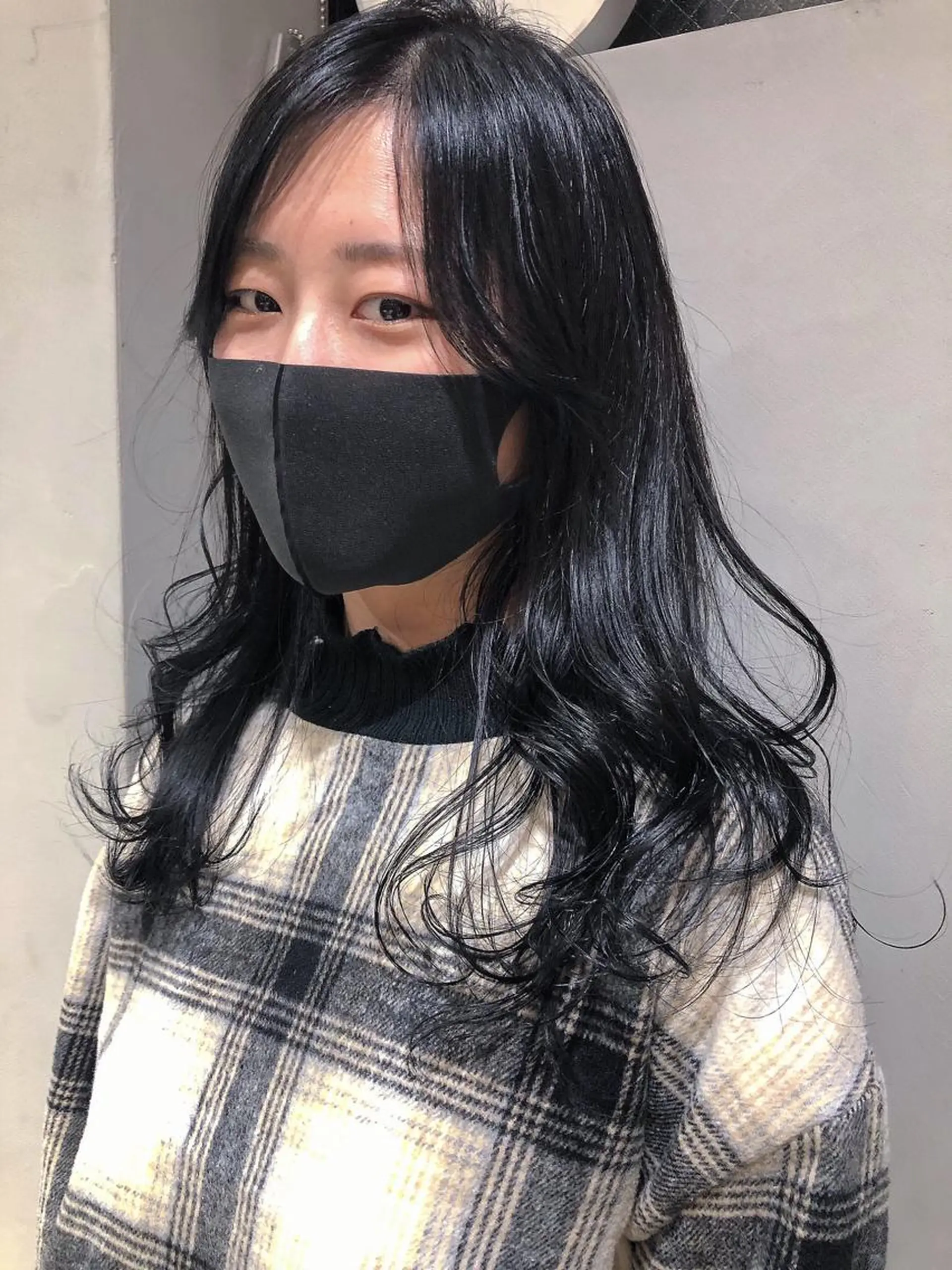 セミロング カラー 圧倒的透明感カラー nana🦕のヘアスタイル