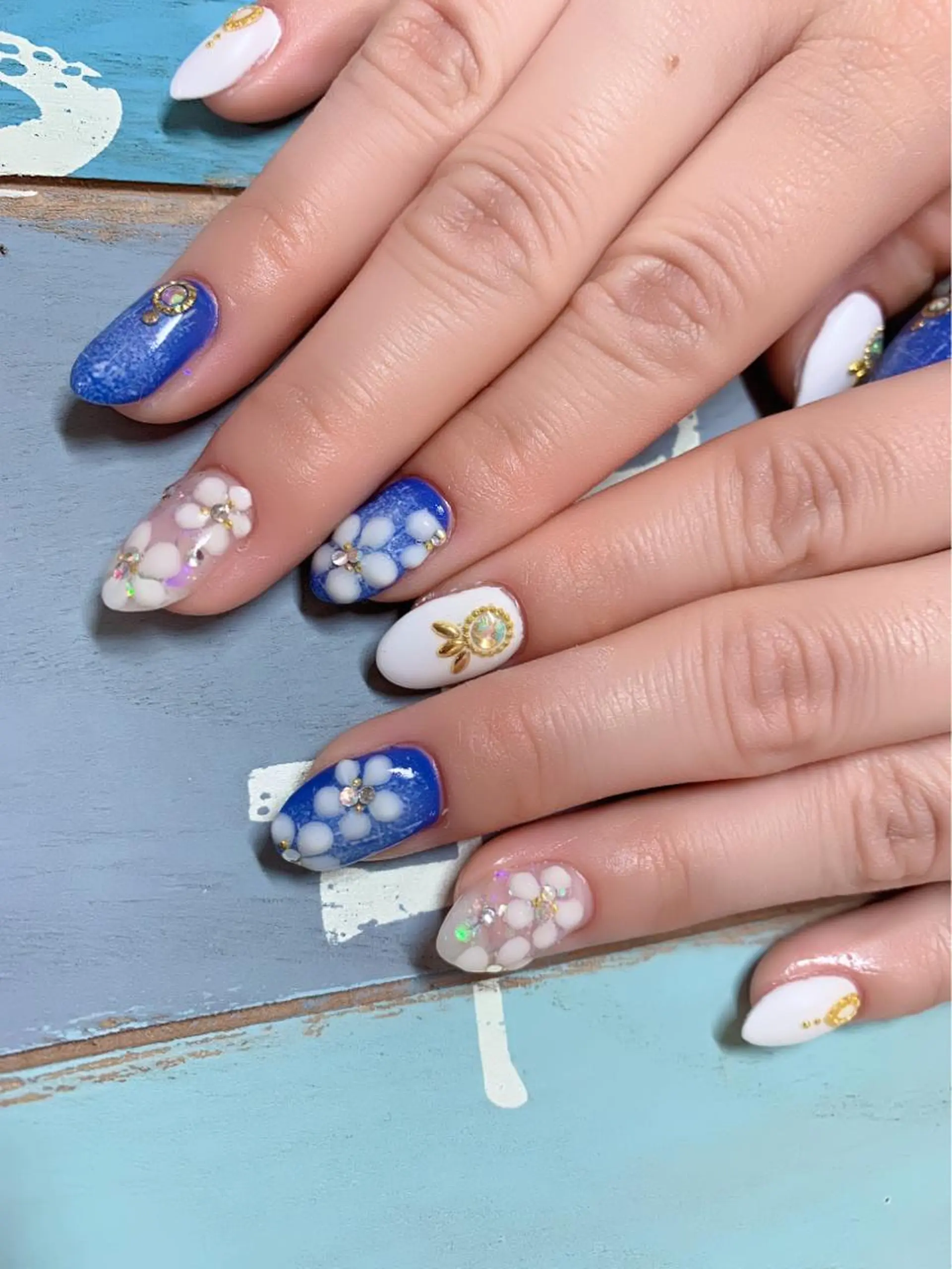 ネイル 菅野 愛花のネイルデザイン