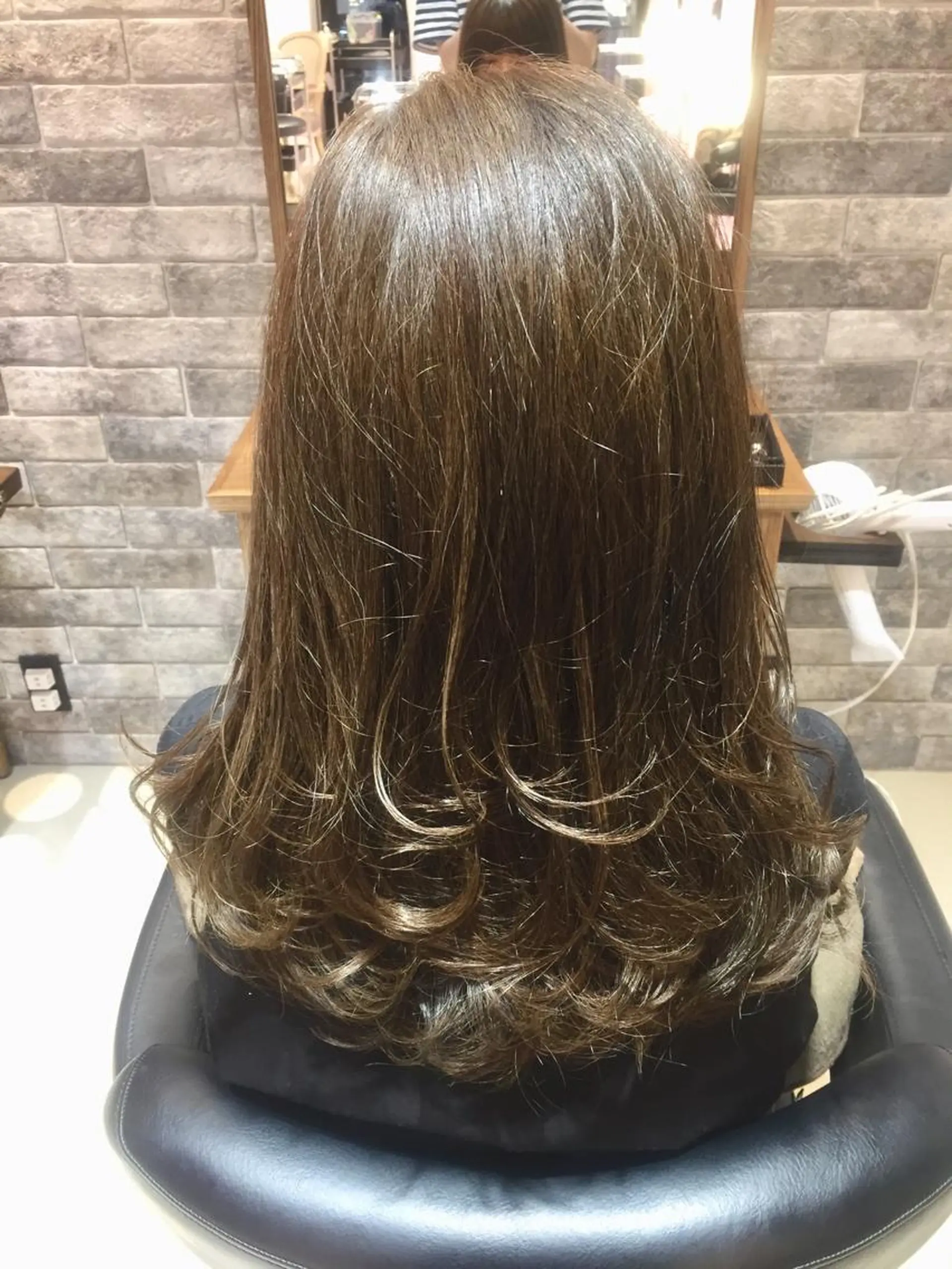 セミロング カット 縮毛矯正 トリートメント 所渉/韓国レイヤー /ウルフカットのヘアスタイル