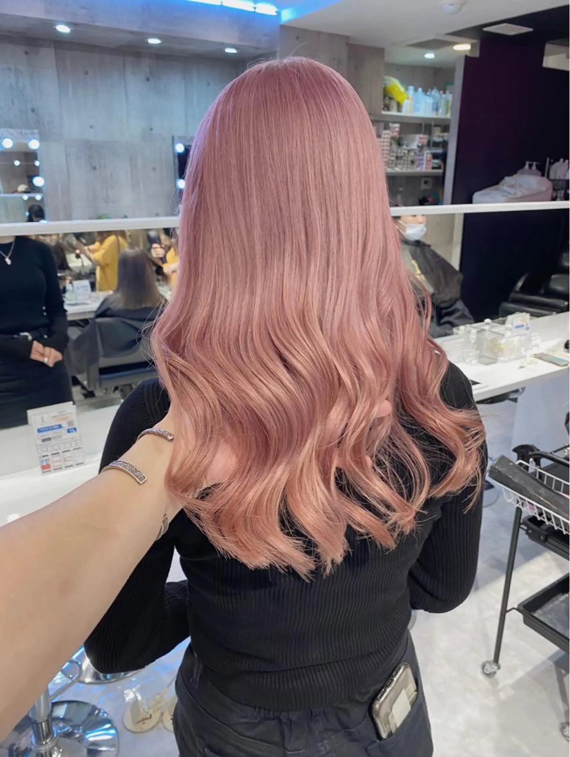 セミロング カラー ヘアアレンジ カット ヘアカラー トリートメント ヘアセット 🩶【推しハイトーン 】yuzu🩶のヘアスタイル