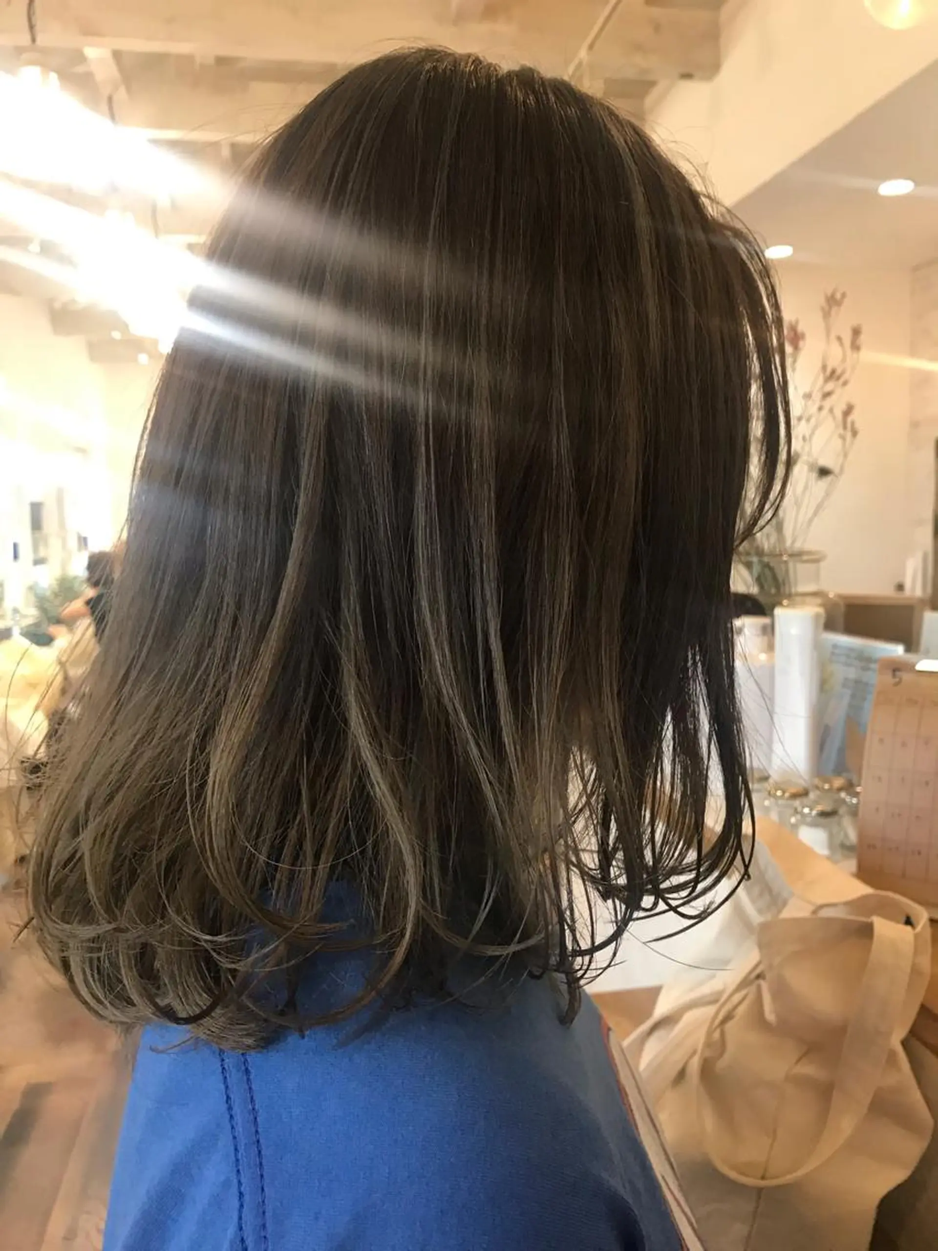 ミディアム カラー デザインカラー グラデーションカラー ハイライトカラー ハイライト Hair Musee   柱店所属・topstylist 吉住 早織のヘアスタイル